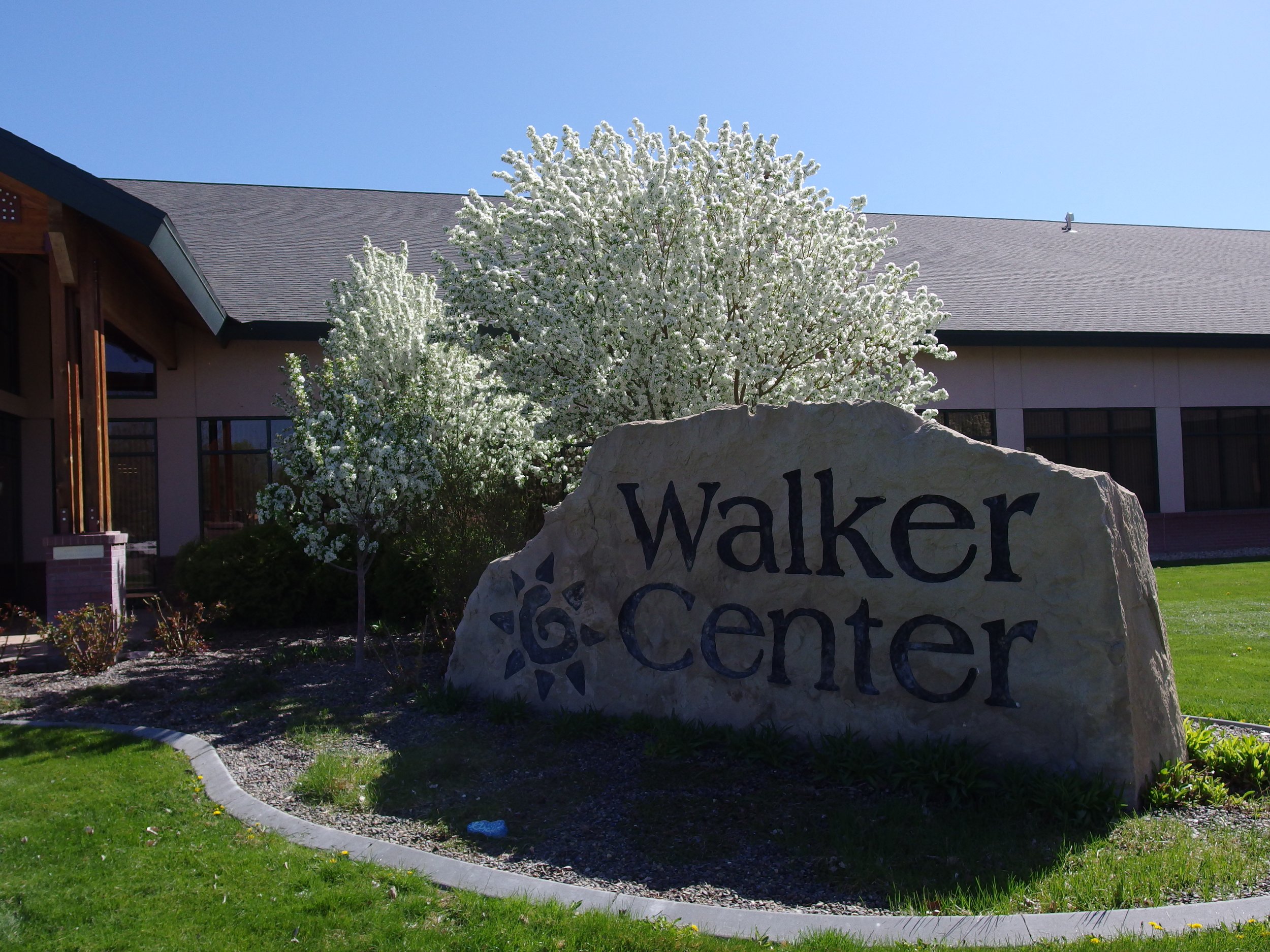 What's the Difference Between Inpatient and Outpatient Treatment?