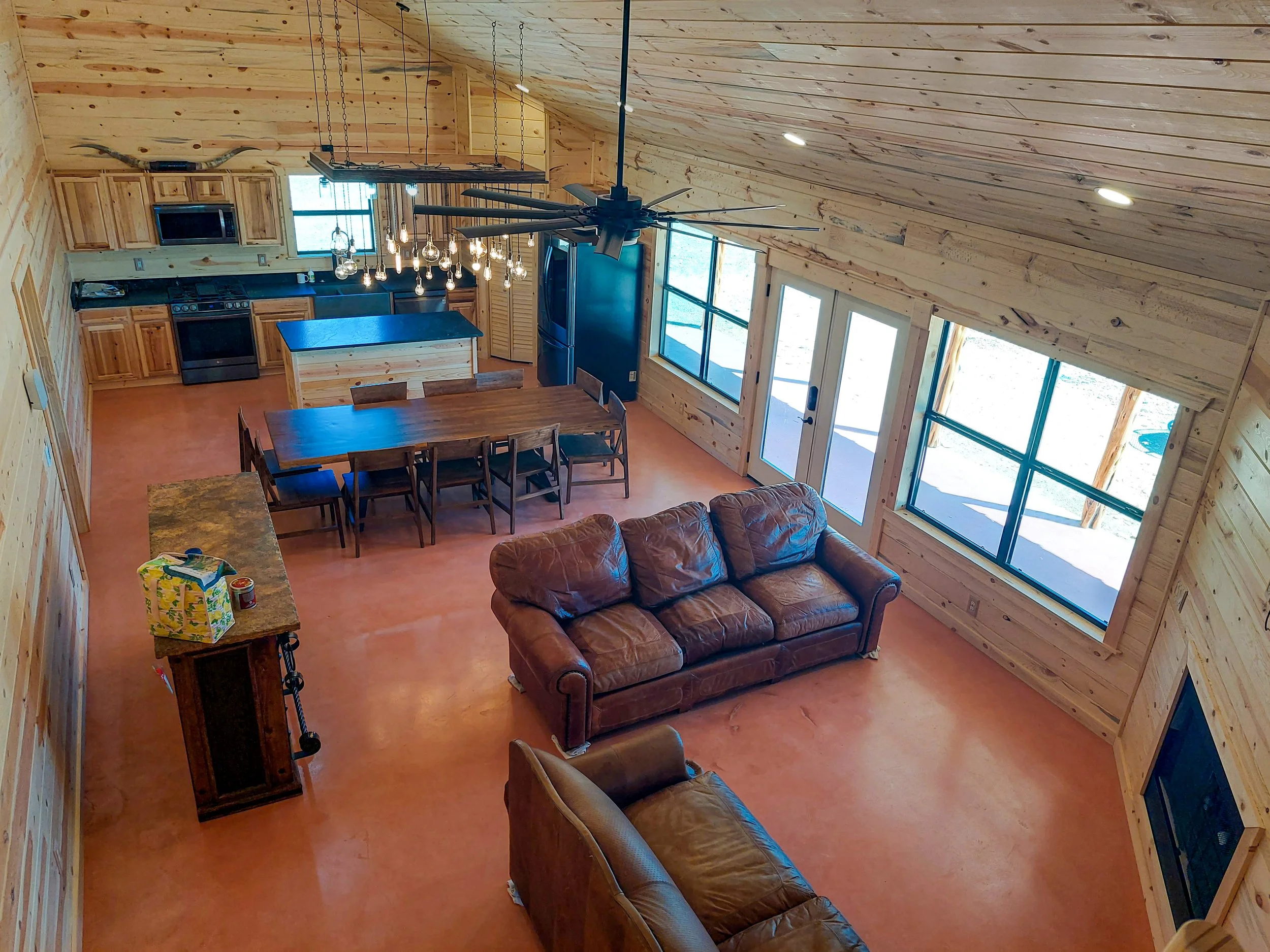Cabin Masters - Home