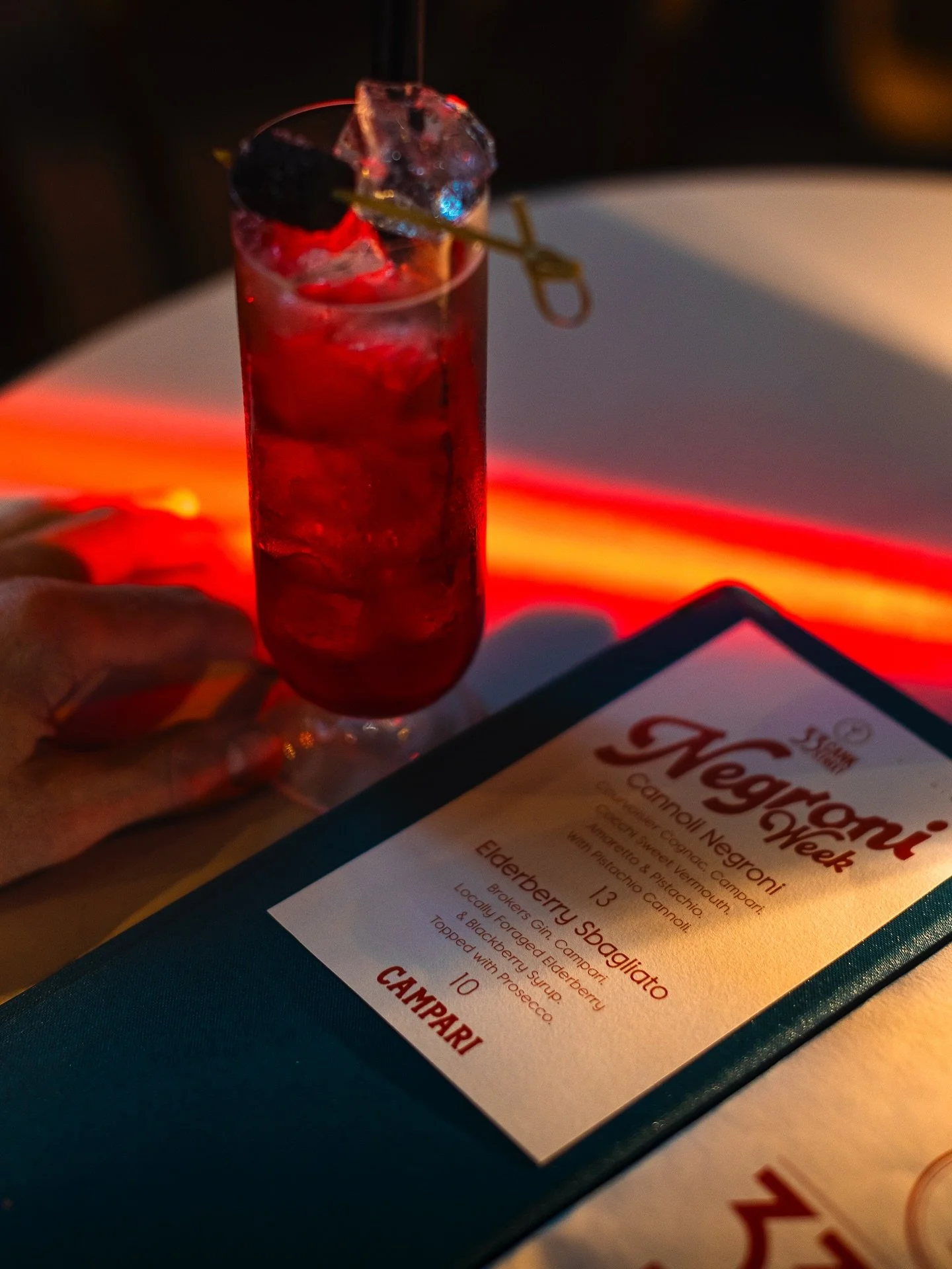 Elderberry Sbagliato

Gin, Campari,
Locally Foraged Elderberry
&amp; Blackberry Syrup,
Topped with Prosecco.

Garnished with Elderberry &amp; Blackberry &ldquo;linguine&rdquo; 

📸 @wren.pro 

#leicester #33cankstreet #mixologist #campari #negroni #b
