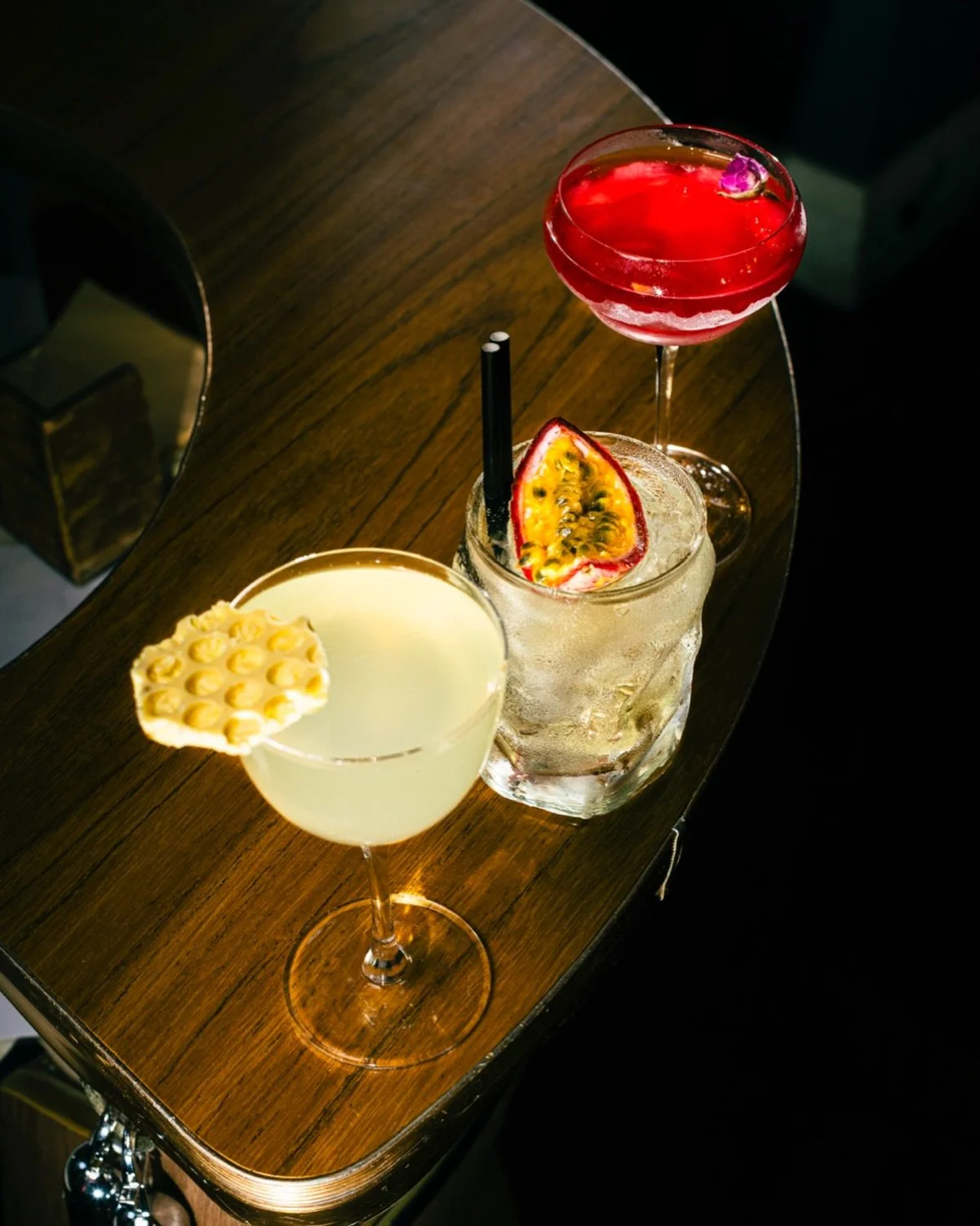 Enjoying our fair city this payday weekend? We have some of the finest drink SPECIALS and refined vibes. Come swing by and say hi!

Kiss From A Rose 💋 
Jasmine infused ELLC Vodka.
Rose Liqueur, Strawberry.
Passionfruit &amp; Pomegranite.
(Fruity yet