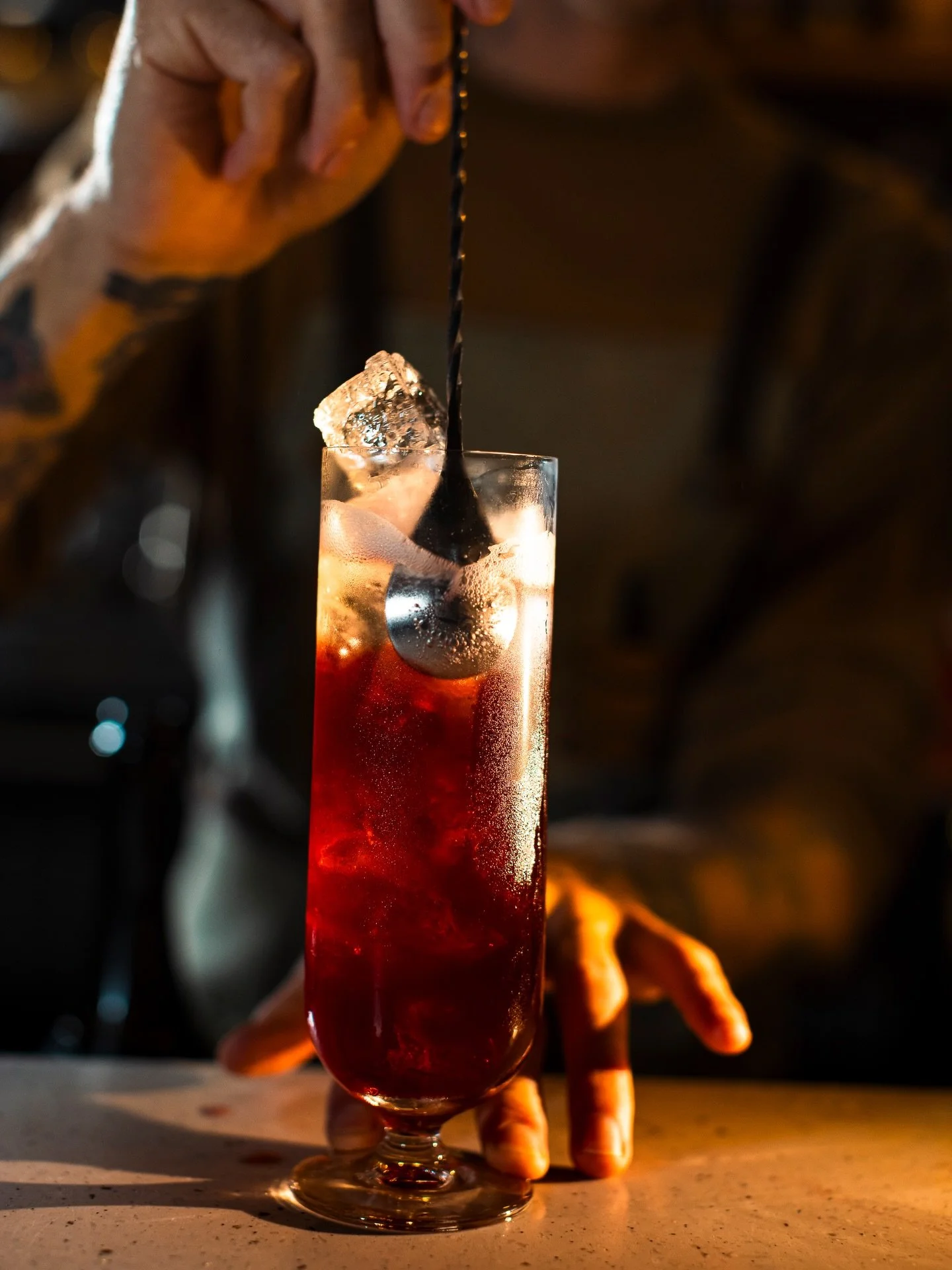 There&rsquo;s bars that &lsquo;do cocktails&rsquo; &amp; then there&rsquo;s a Cocktail bar 🥇 

Leicester&rsquo;s first, and best table-service cocktail bar. Serving up your personal favourites in the cosy heart of the Old Town.

Boasting the biggest