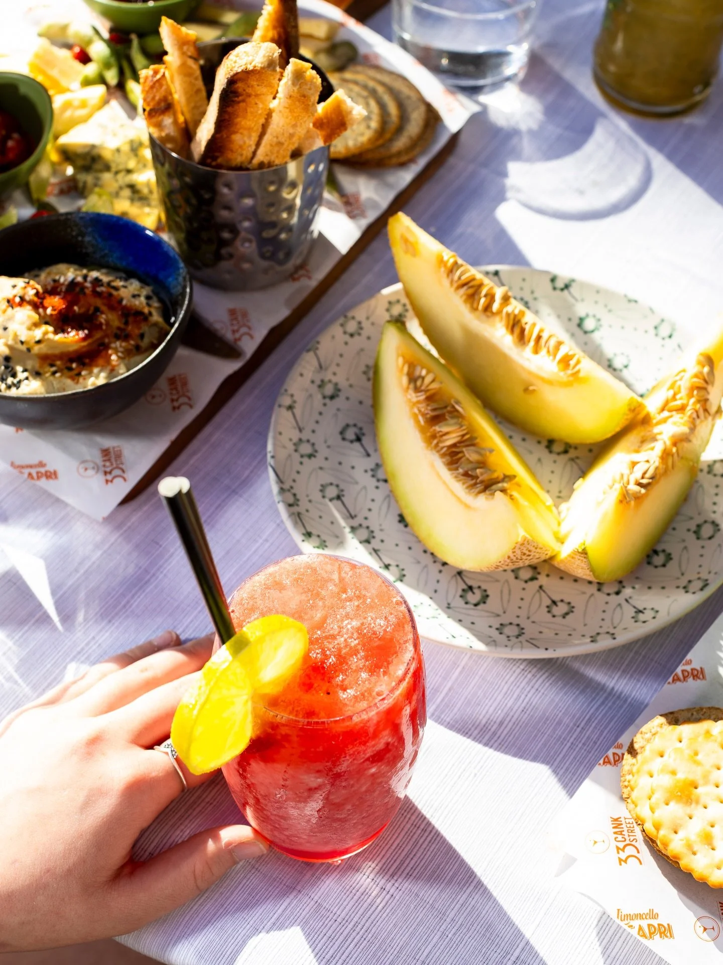 Happy hour cocktails &amp; glorious sunshine. Bring a friend or 2
.
.
📸 @wren.pro