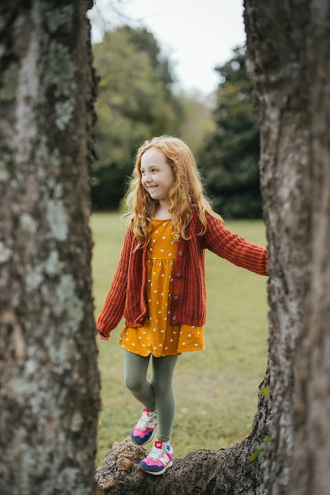 Hillsborough NC family photographer at Ayr Mount plantation grounds