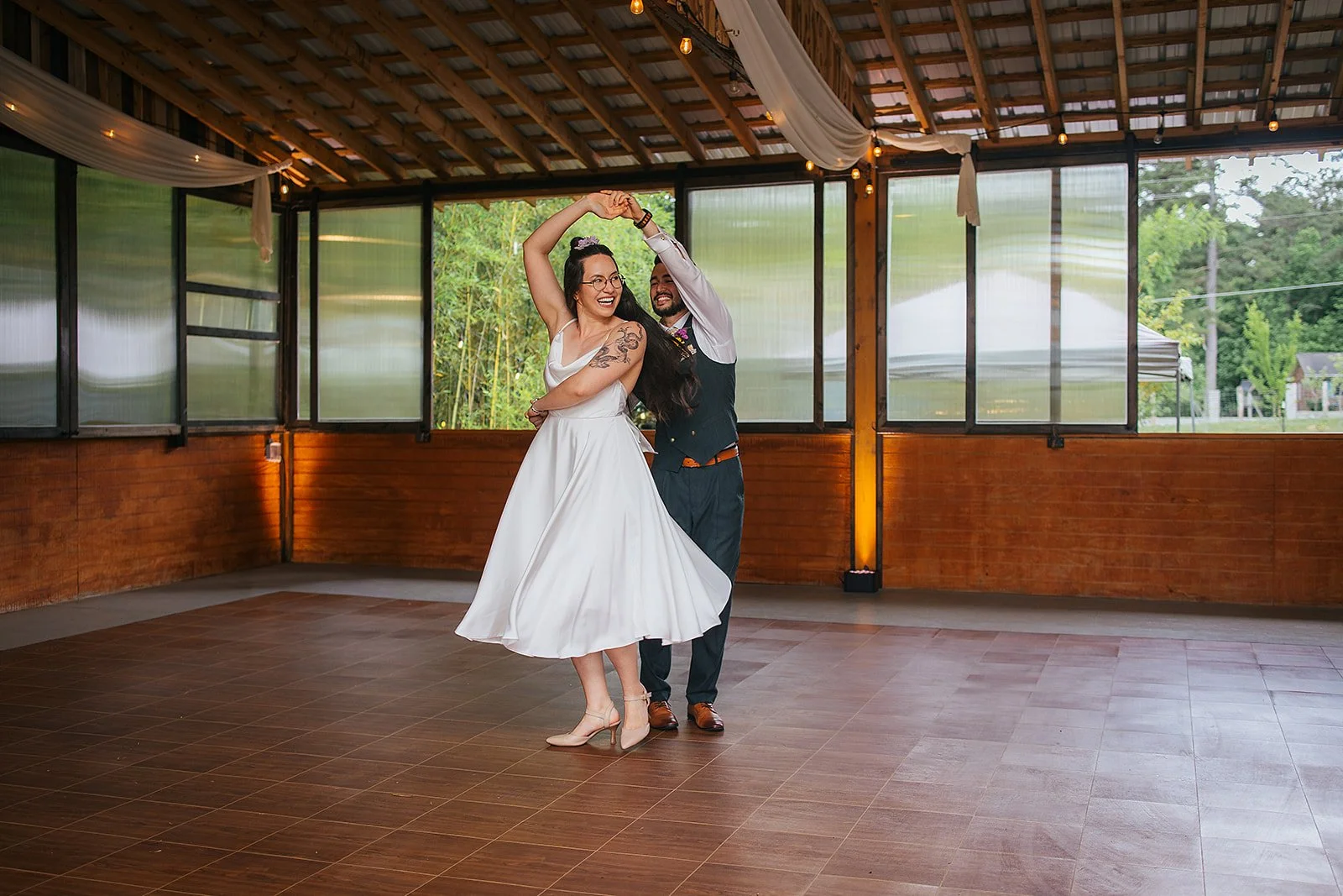 Chapel Hill wedding photographer — first dance reception
