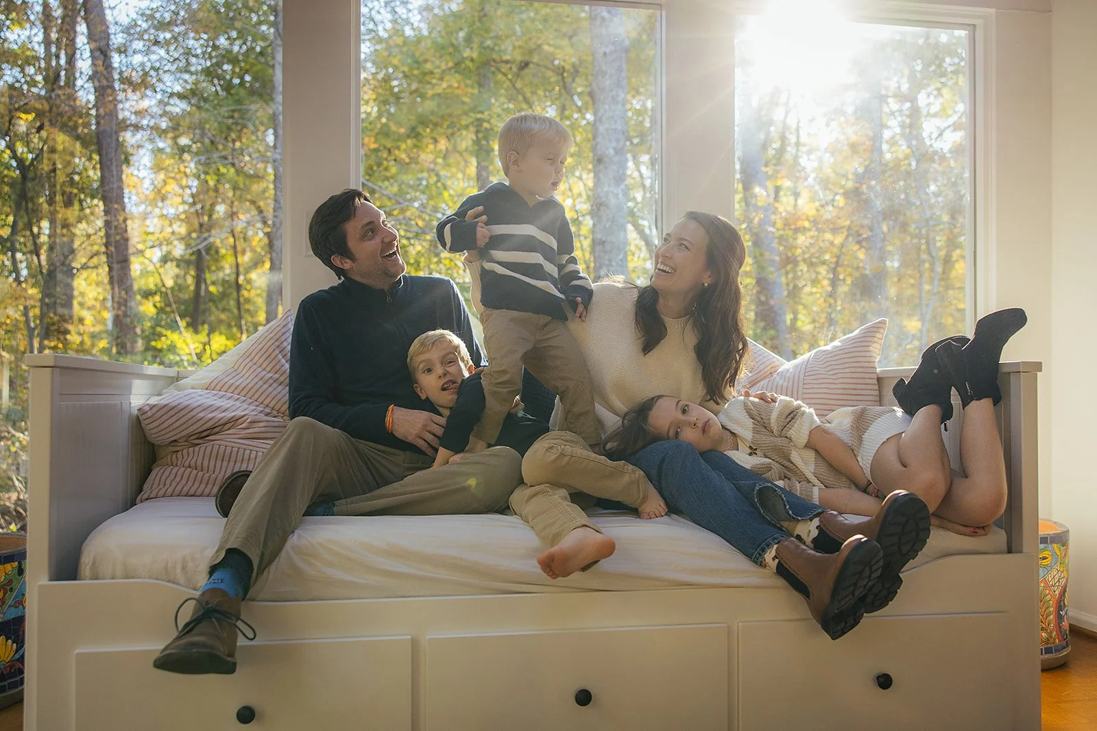 FamilyPhotoOnCouchFamilyPhotoSession