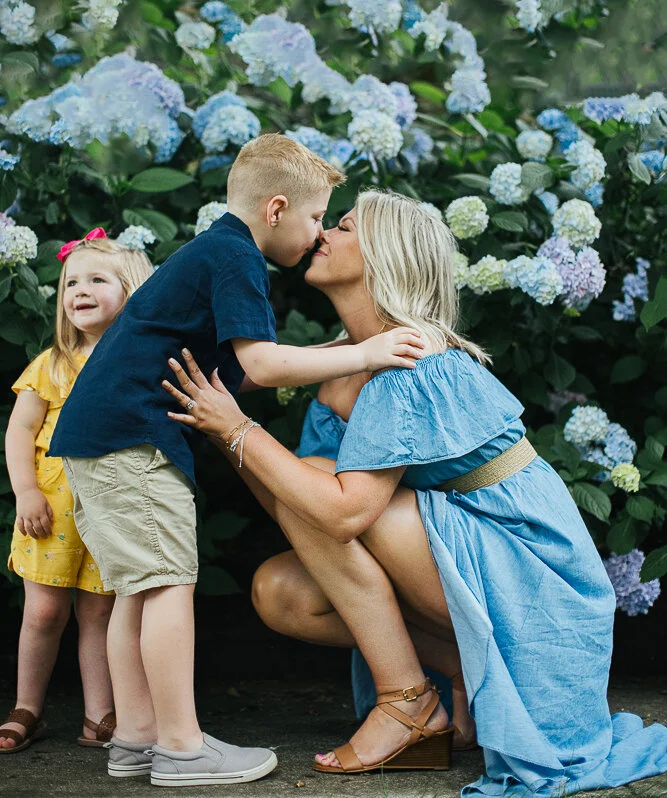 What to Wear to your Spring photo session 