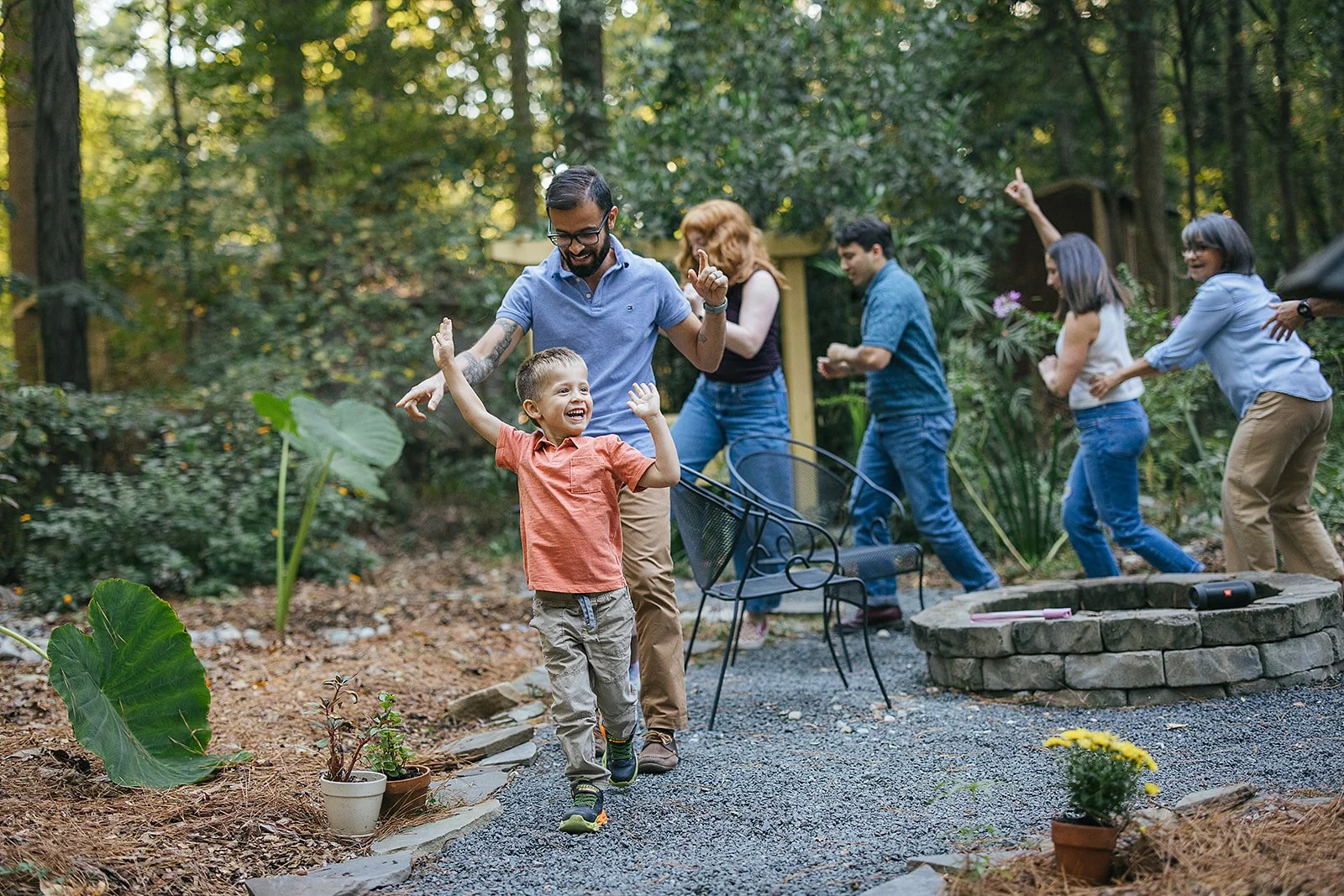 The Best Spots in Durham for Your Extended Family Photo Session