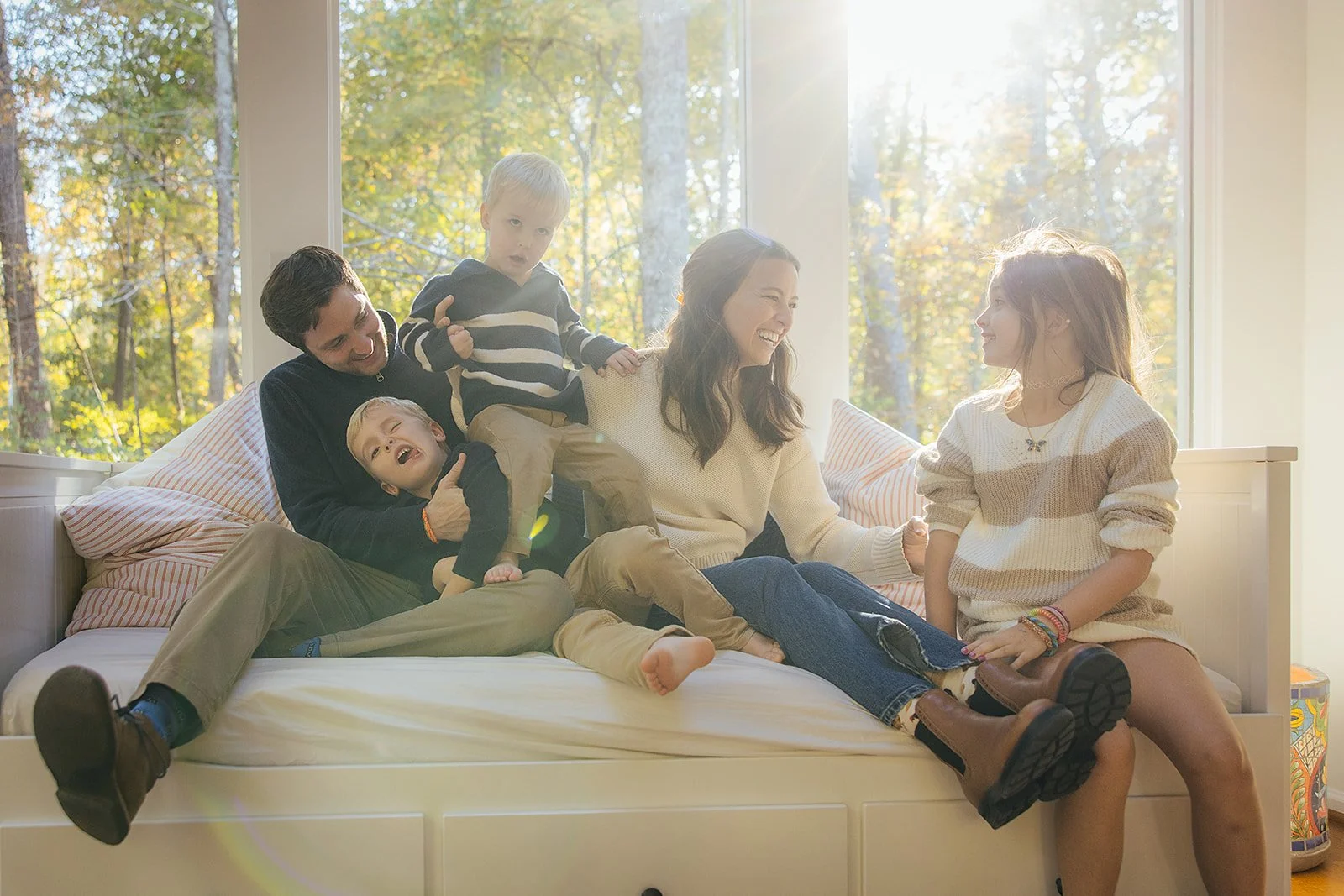 FamilyPhotoOnCouchFamilyPhotoSession