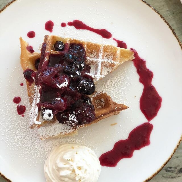 We are missing hanging out at our client&rsquo;s hip #sundaybrunch. Soon we will all rejoice again over bubbles and waffles (aka pancakes with abs).