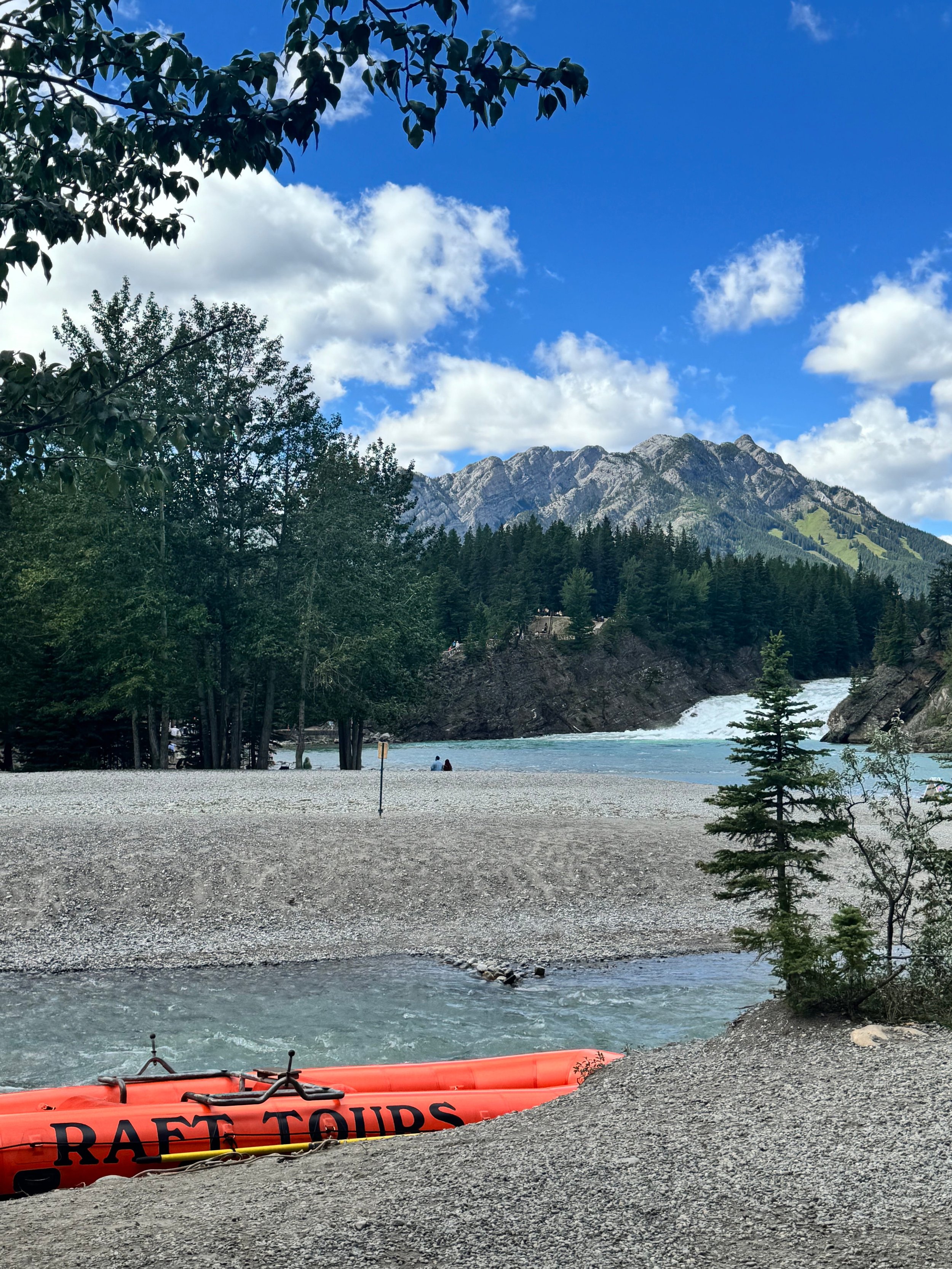 relaxing sales incentive trip planning tips.jpg