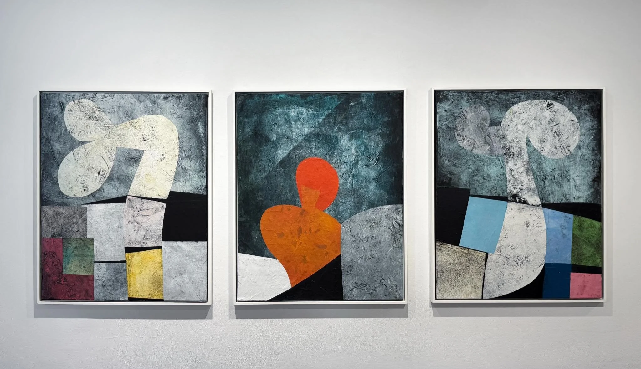Textures and colors in Charlie Hewitt&rsquo;s smaller works still carry the same energy.

Sugar Hill, 2025
Mixed media on canvas
30 x 24 inches

Amphora, 2025
Mixed media on canvas
30 x 24 inches

Grey Ghost, 2025
Mixed media on canvas
30 x 24 inches