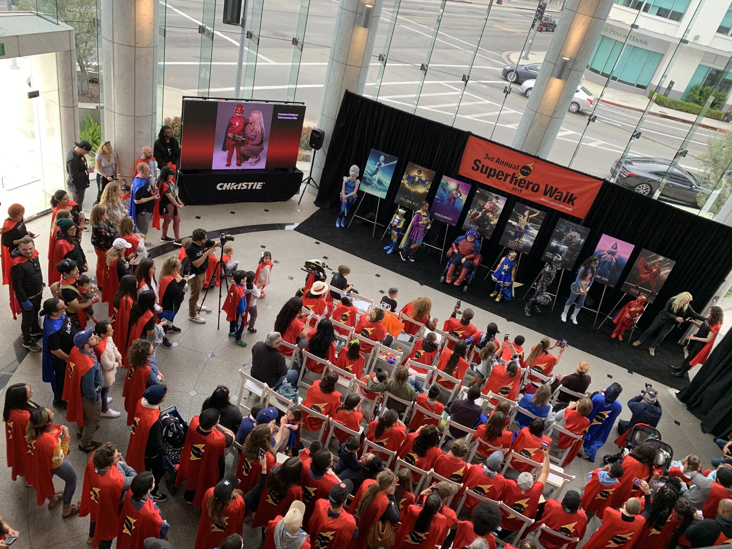 Crowd at Lollipop.jpg