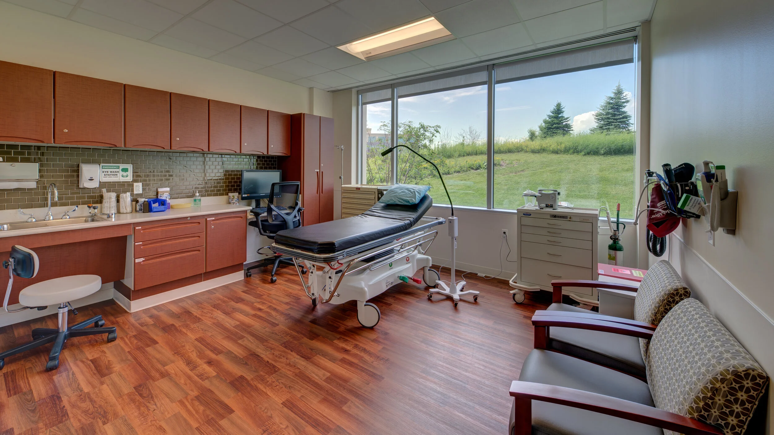 Procedure Room 1.JPG