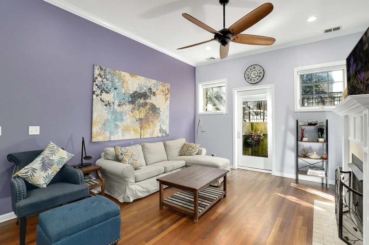 4129 N Kenmore Ave - Pat Condo inside.jpg