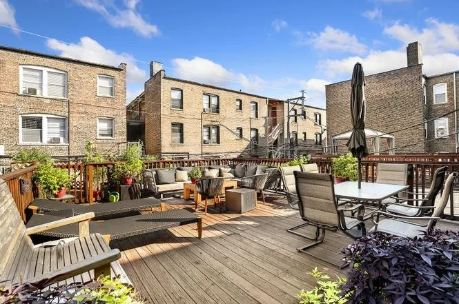 4129 N Kenmore Ave - Pat Condo roofdeck1.jpg