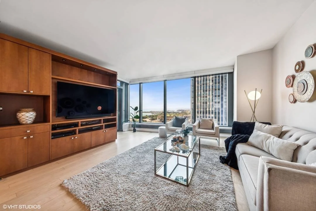 60-E-Monroe-Unit-3103-Chicago-IL-60603-2.jpg