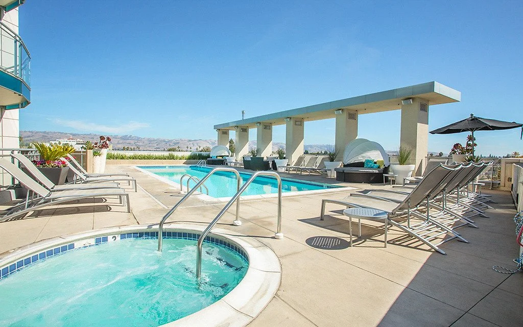 03-360-Residences-Apartments-Swimming-Pool-San-Jose.jpg