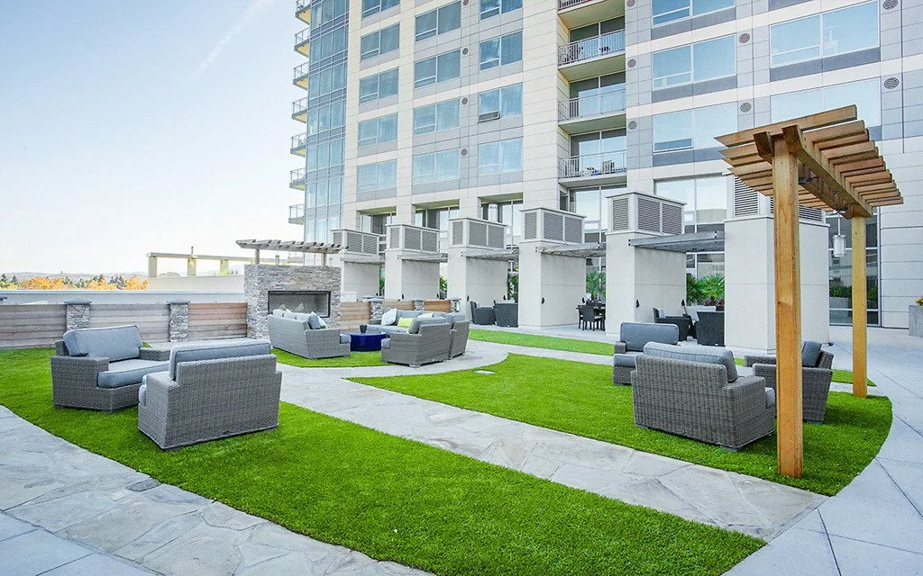 04-360-Residences-Apartments-Courtyard-San-Jose.jpg