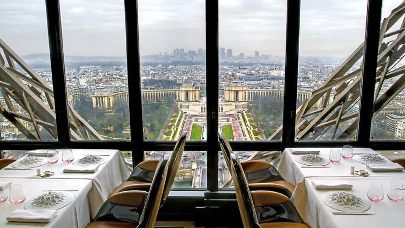 A #ThrowbackThursday Lunch at Le Jules Verne - Paris