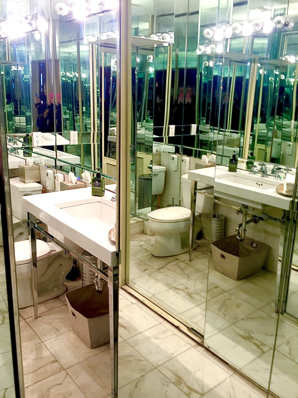 JBH MIRRORED BATHROOM.jpg