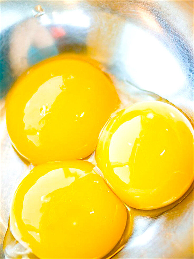 CANELE-EGG-YOLKS.jpg