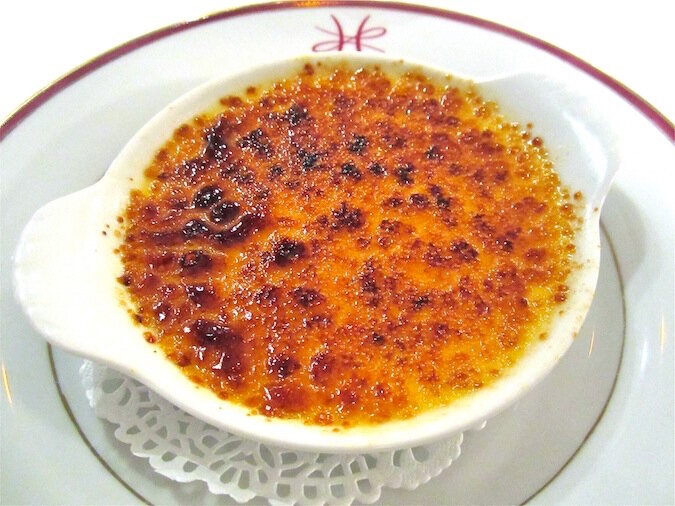 bistro-lhotel-beaune-creme-brulee.jpg