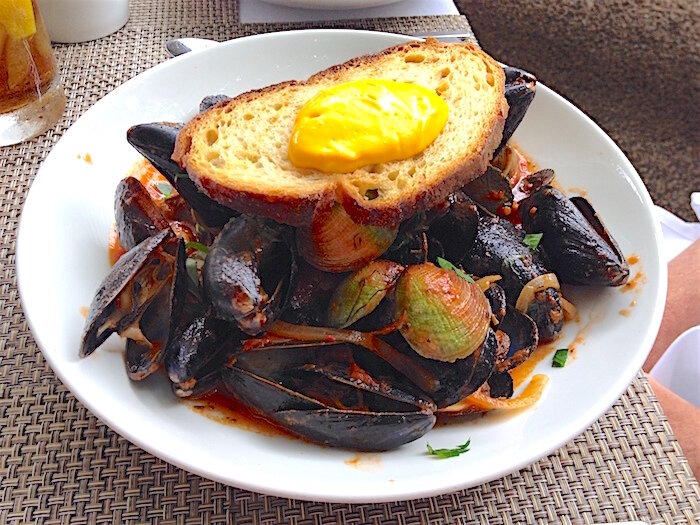 steamed-mussels-aioli-southampton.jpg