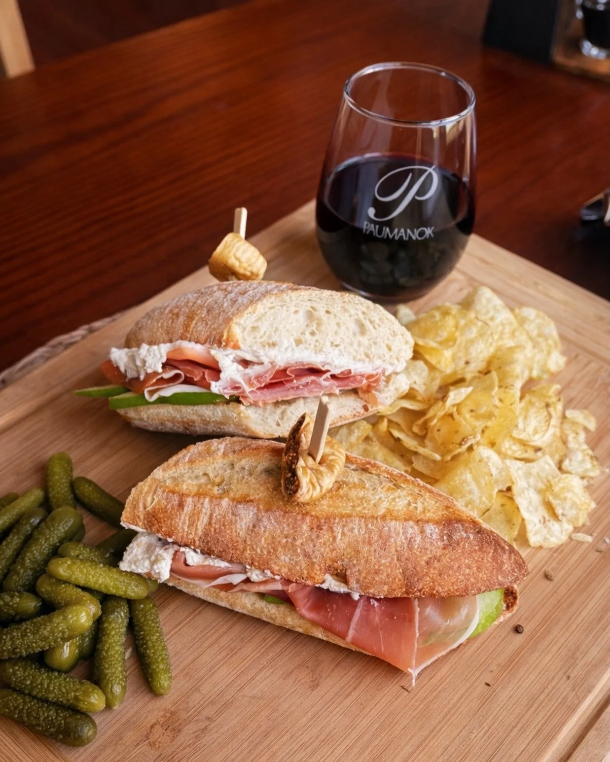 A new midweek offering for spring 🪴A sandwich from the kitchen, paired with a glass of wine. $28 

Choose from
The Figgy Piggy with fig jam and prosciutto
The Italian with an assortment of cured meats 
The Mediterranean (vegetarian) 

Monday through