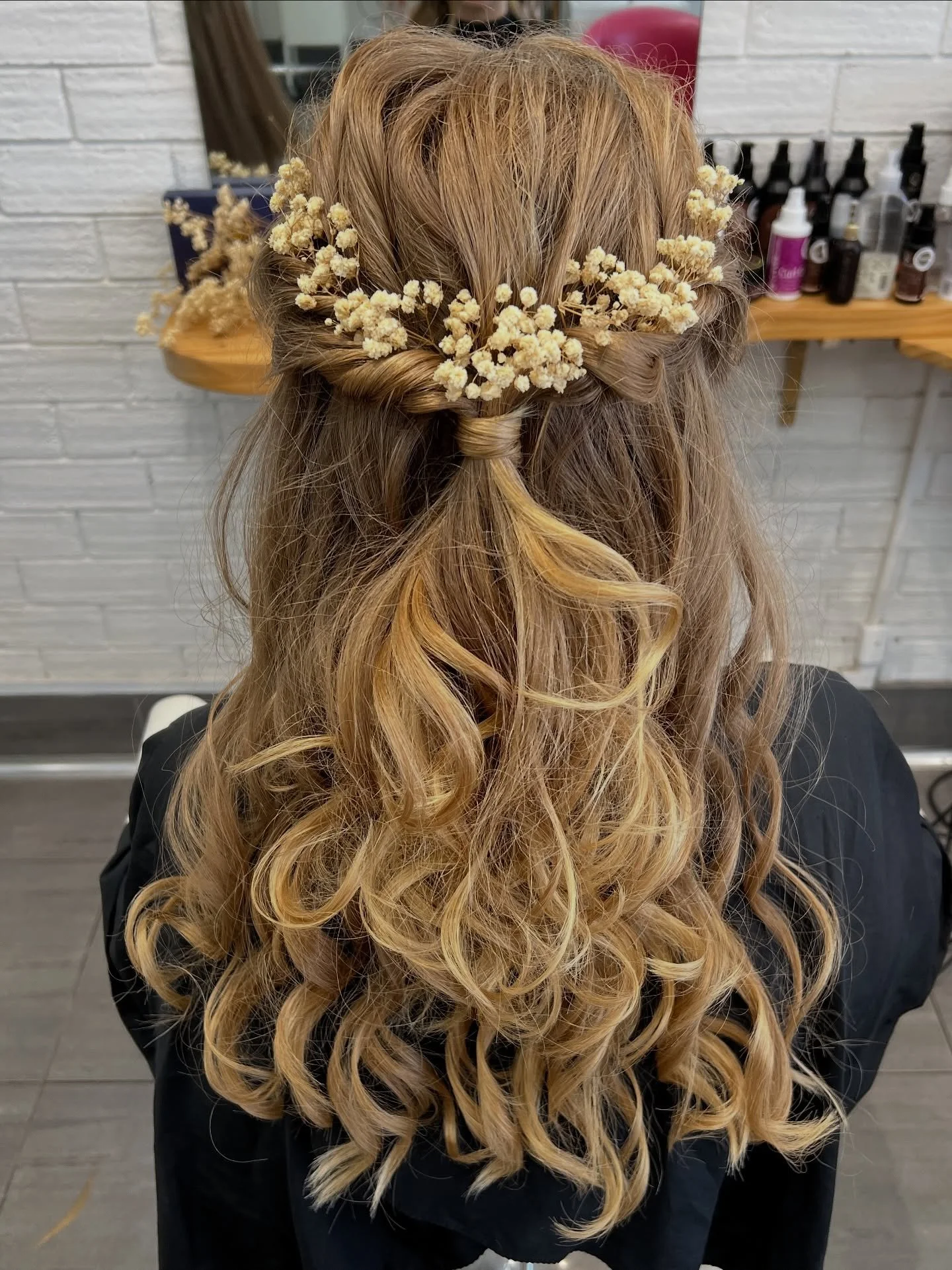 Formal hair time! 🤩🎉

@everescents_organic_haircare #everescents #formalhairstyle #babysbreath #hairstyle #halfupstyle #eventstyle