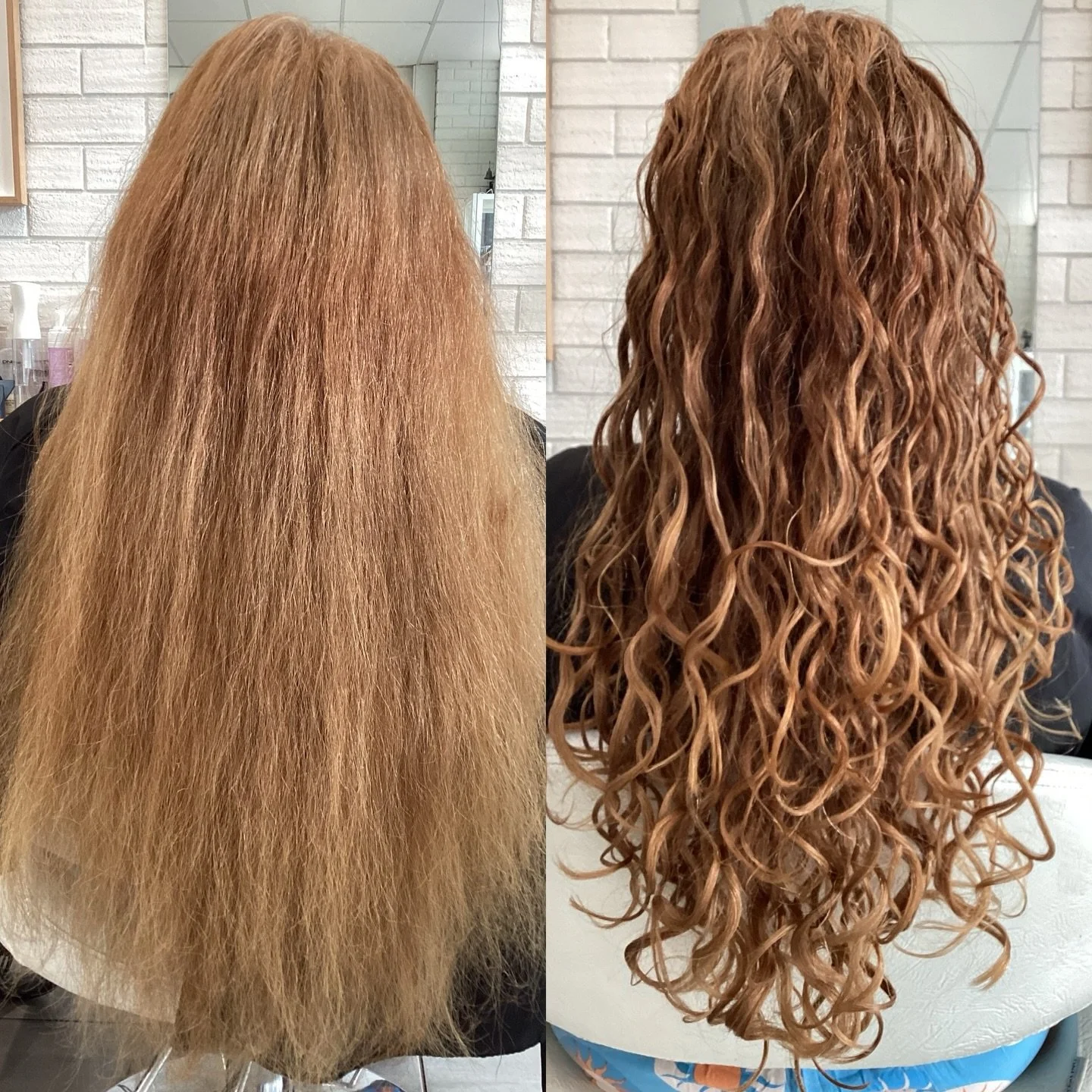 Golden curls 🧡✨➰
-
@clever_curl @clevercurlpro #clevercurl #curlyhair #curlspecialist #hairsalonforster #curlypackage