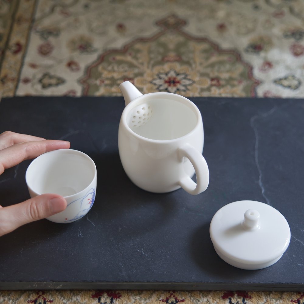 Ceramic Tea Pot with Infusers for Loose Tea -14 ounces Pink Rabbit Design  teapot set pink teapot (Pink teapot 1)