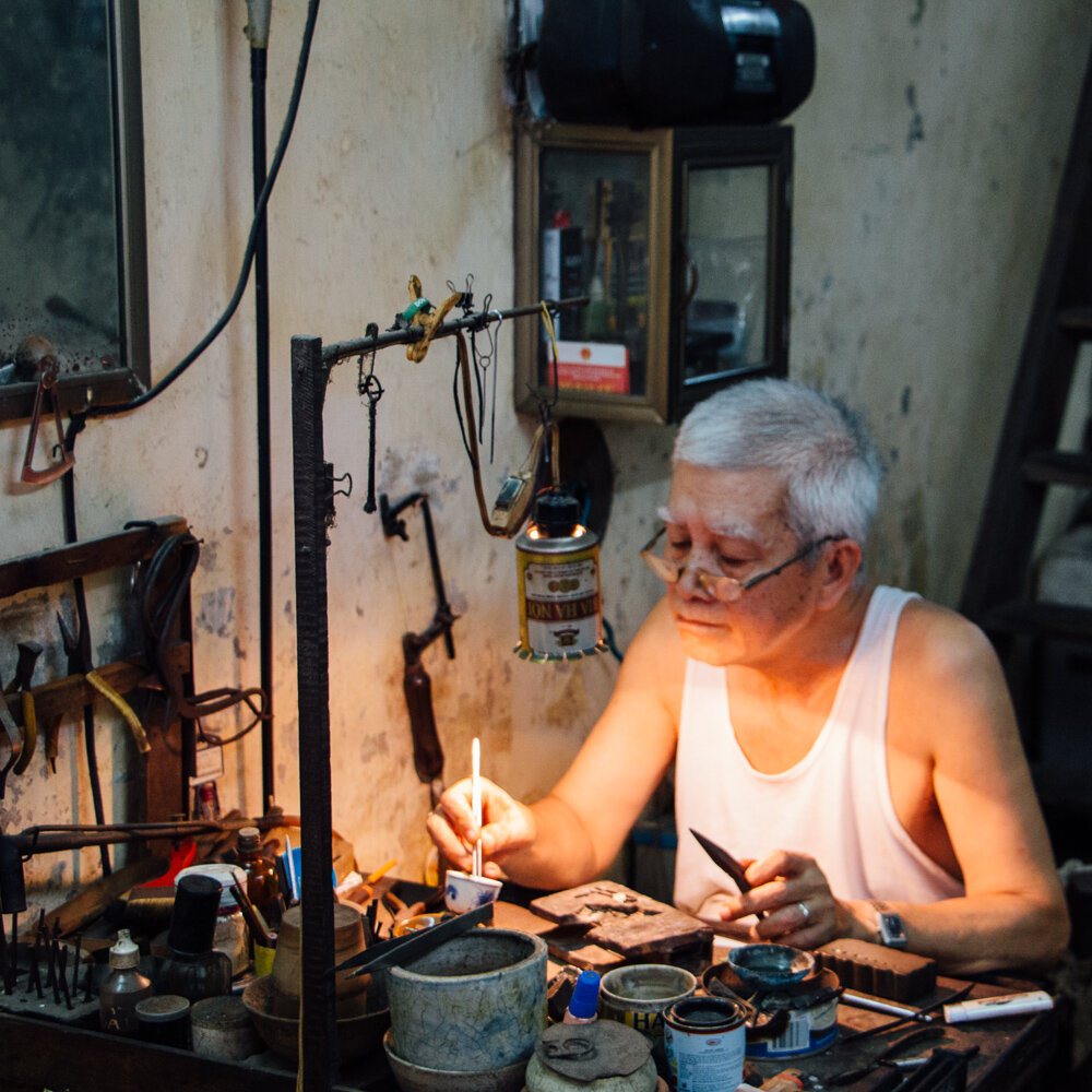 Artisan Thinh, one of the silversmithing greats in Vietnam