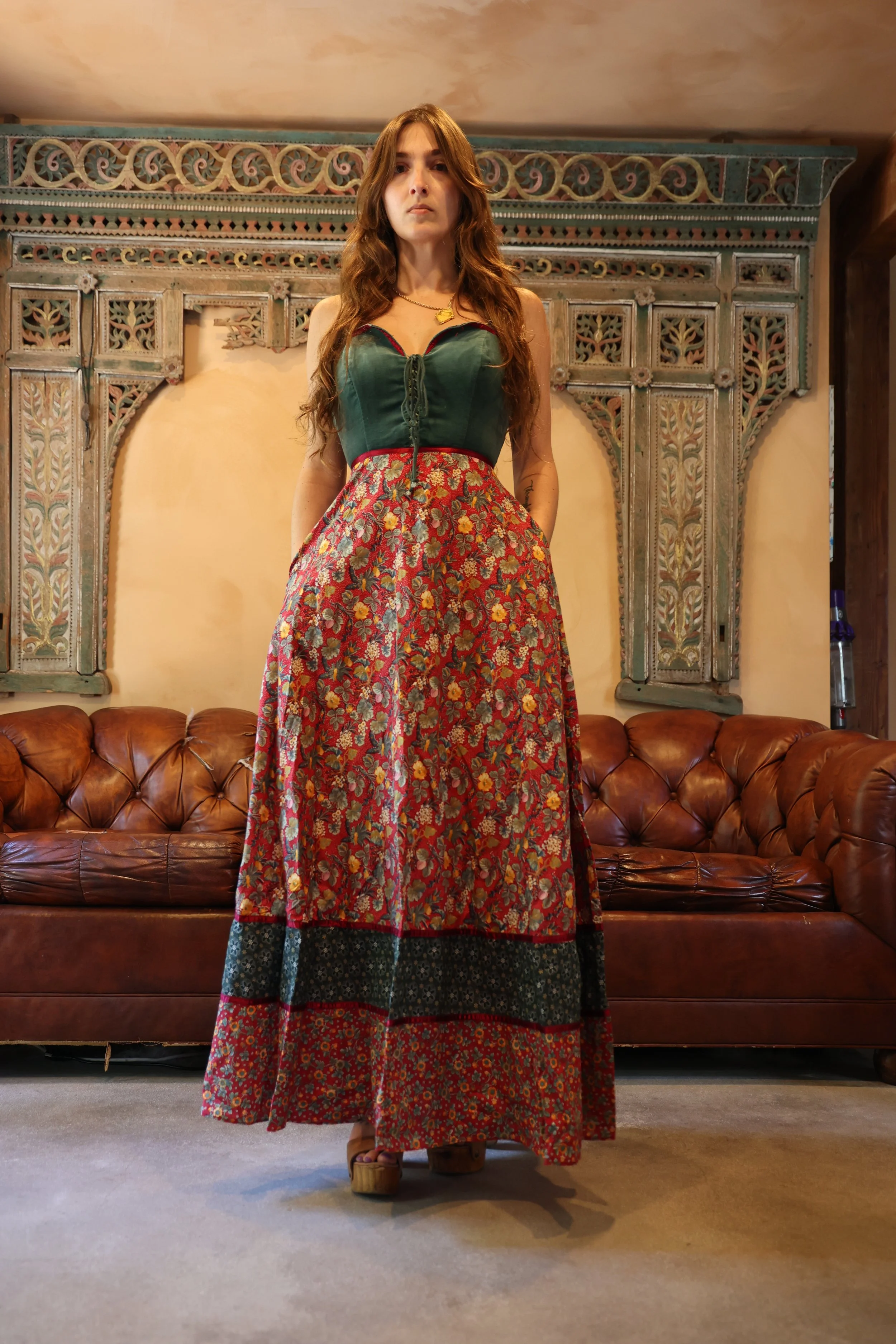 🕊️GUNNE SAX Green & Red Dreamie Size 7