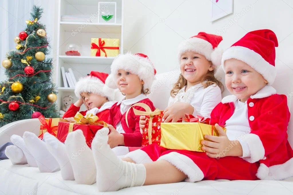 depositphotos_86596214-stock-photo-funny-christmas-children.jpg