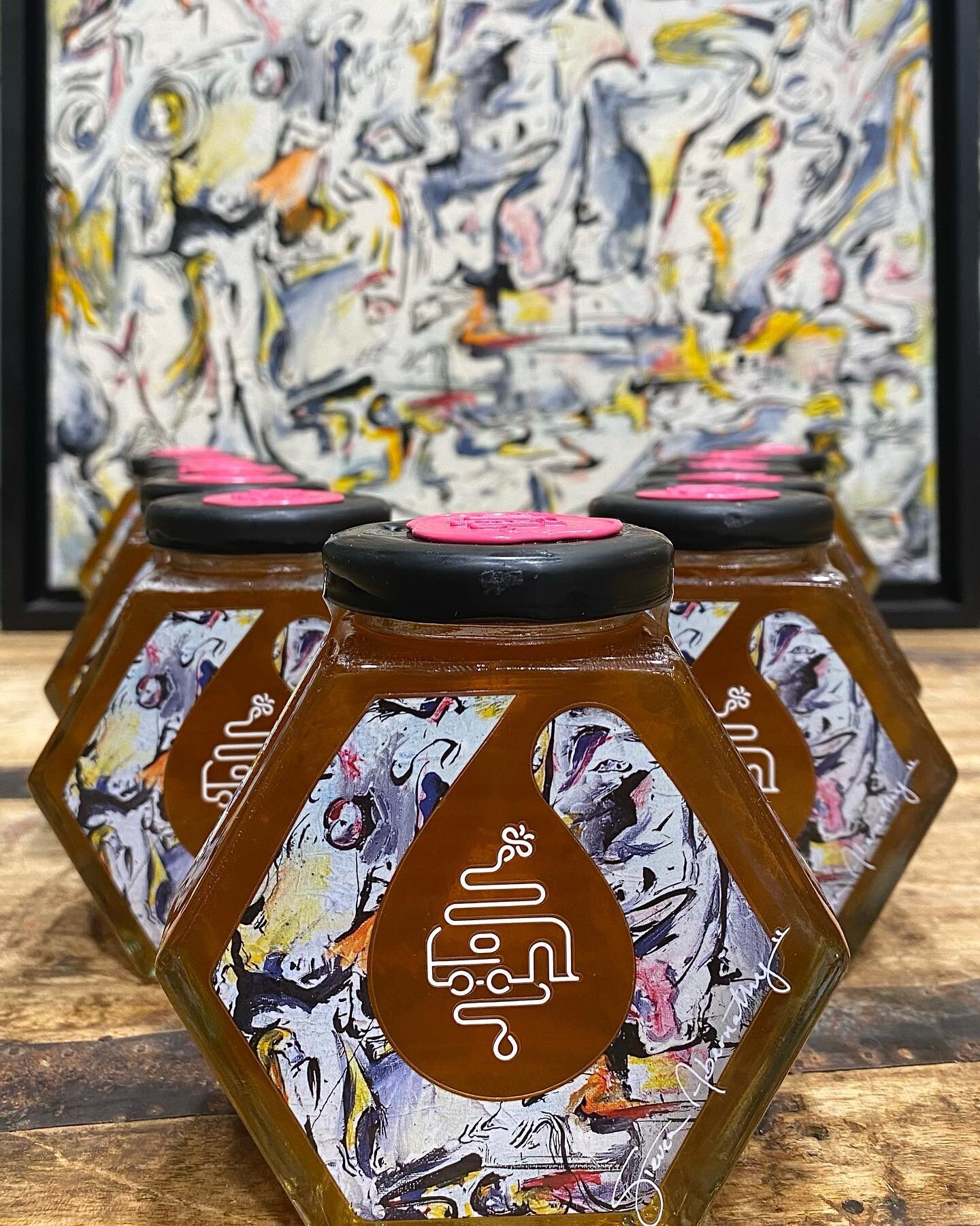 Honey release from the rooftop apiary of @theturniptruck East Nashville Location! Limited quantities. Swing by and check it out! You can find it at the front of the store, by the register or in the honey section 🍯

#rooftoptostore 
#rooftopapiary 
#