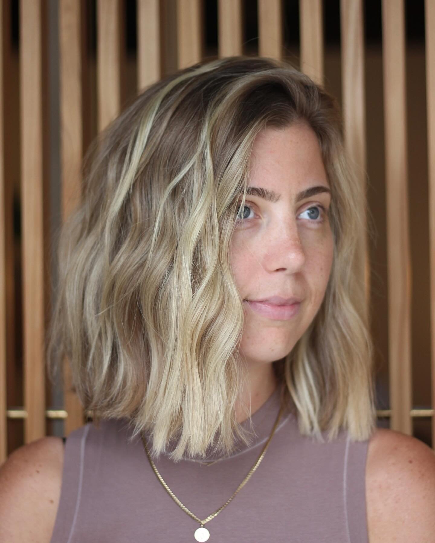 Summer is all about easy-breezy style, and our highlighting services can align perfectly with that.

Opting for a balayage or babylights, which grow out more seamlessly and require fewer touch-ups compared to traditional foil highlights, are the perf