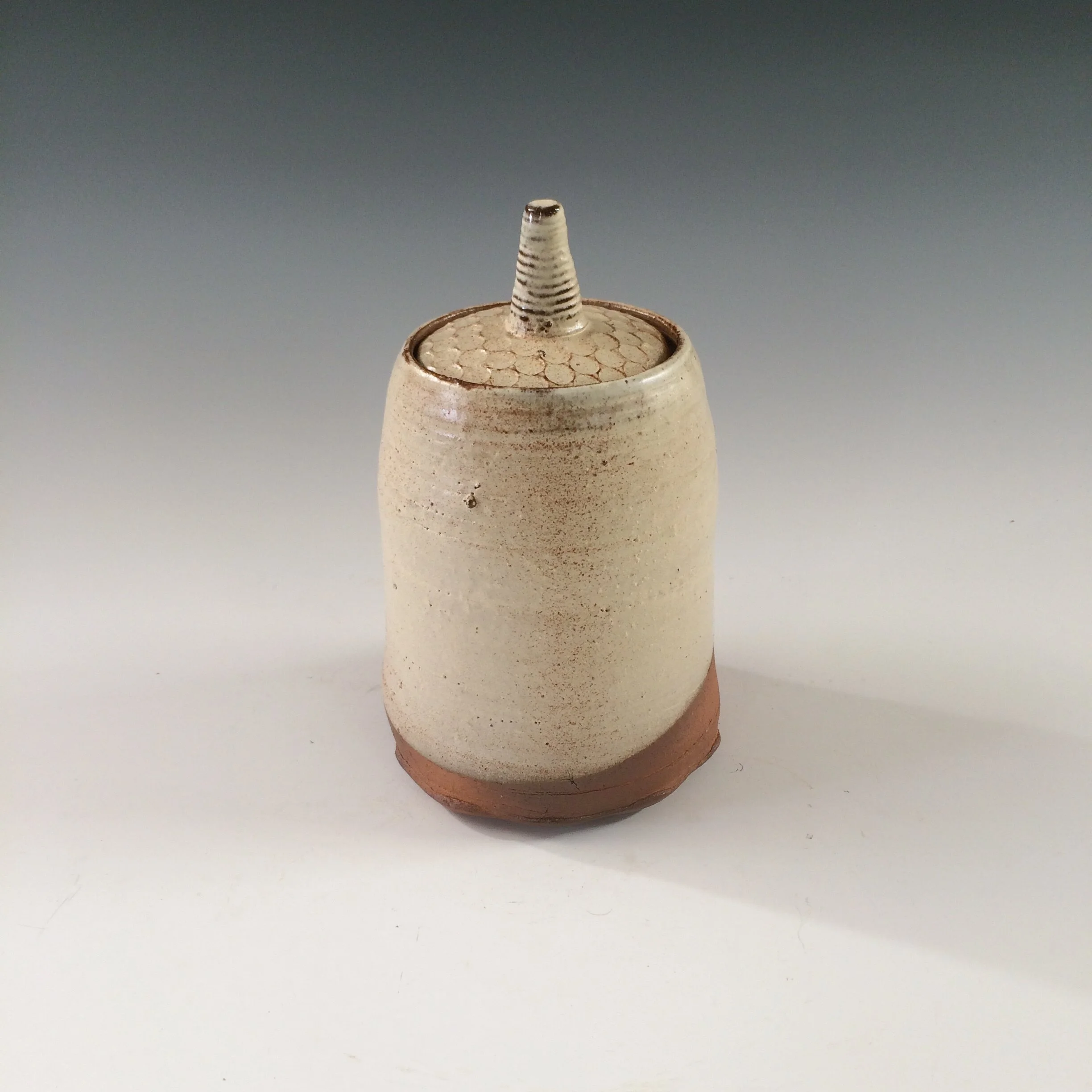 Lidded jar - Pointy ribbed knob
