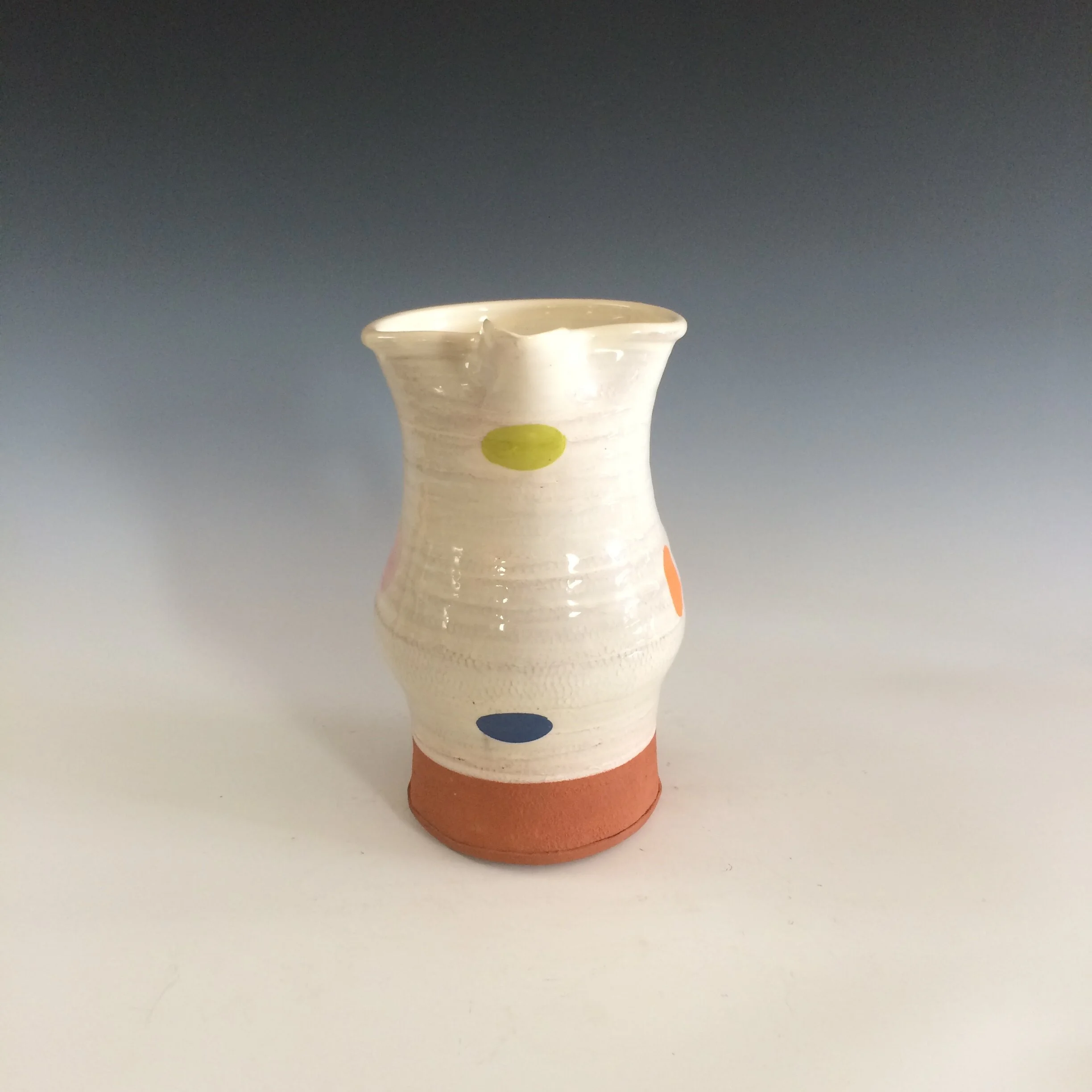 Large oval dot jug - white