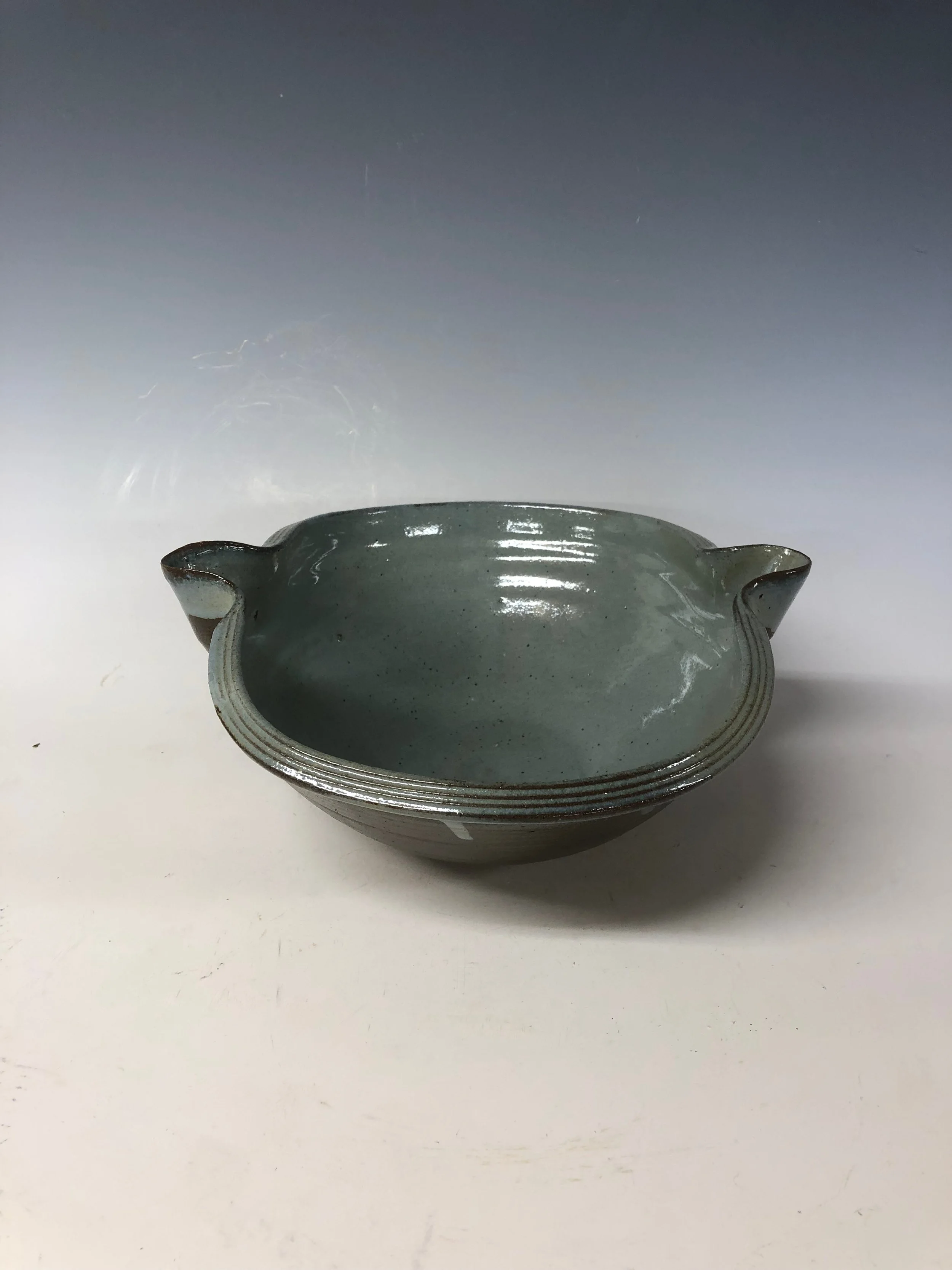 Double Pouring Bowl