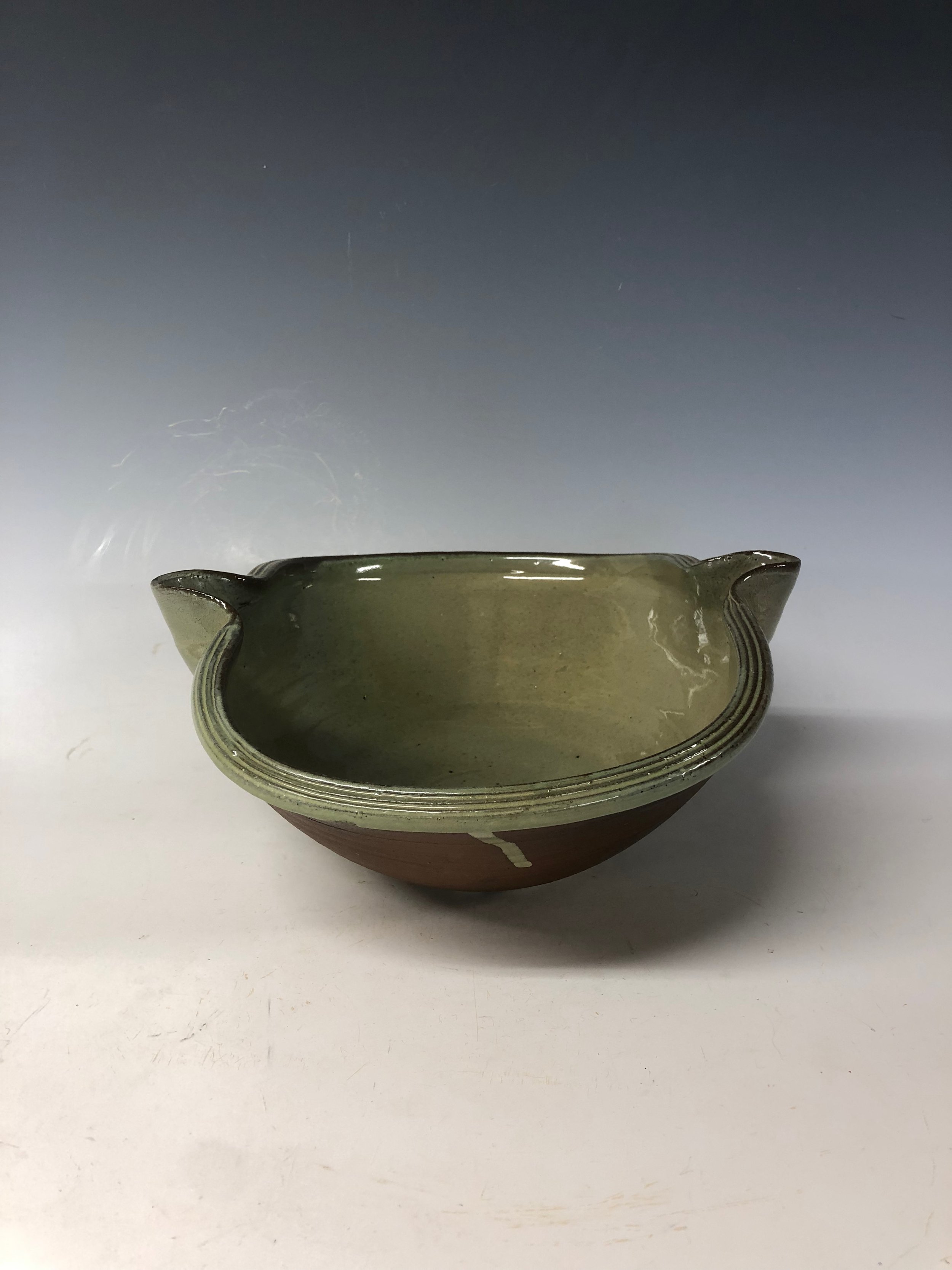 Double Pouring Bowl
