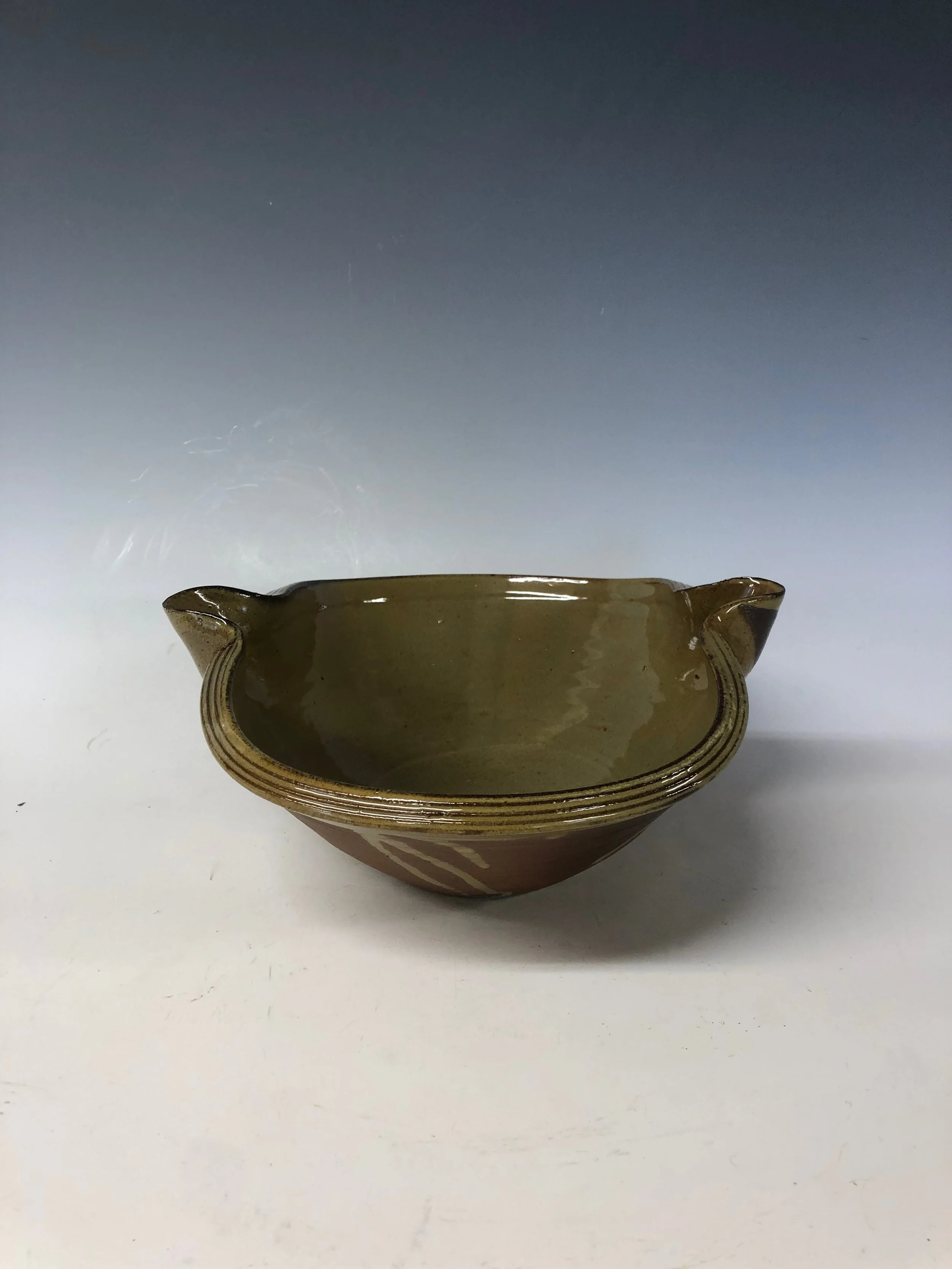 Double Pouring Bowl