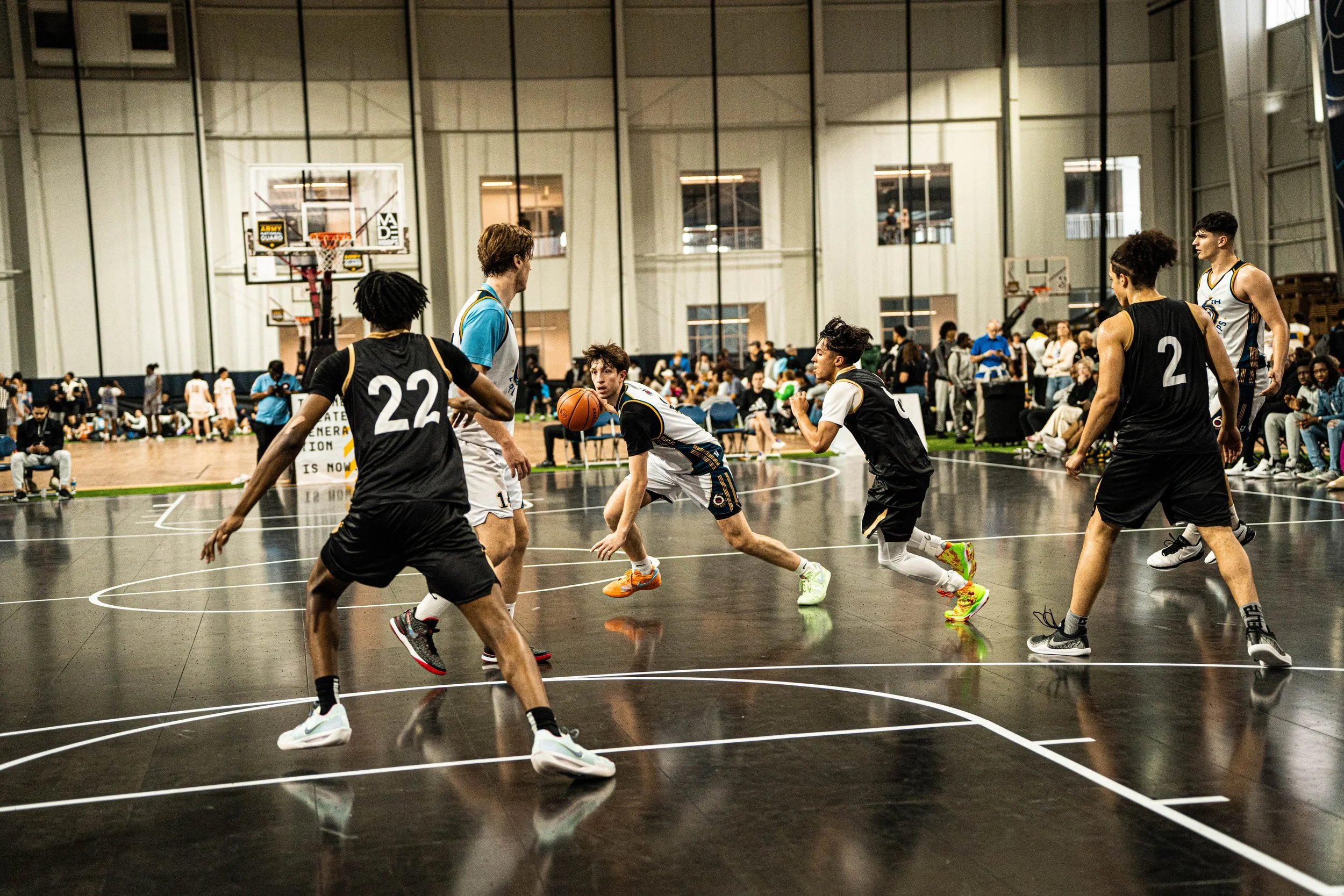 Cunnion_HoopsGame3_142-min.jpg