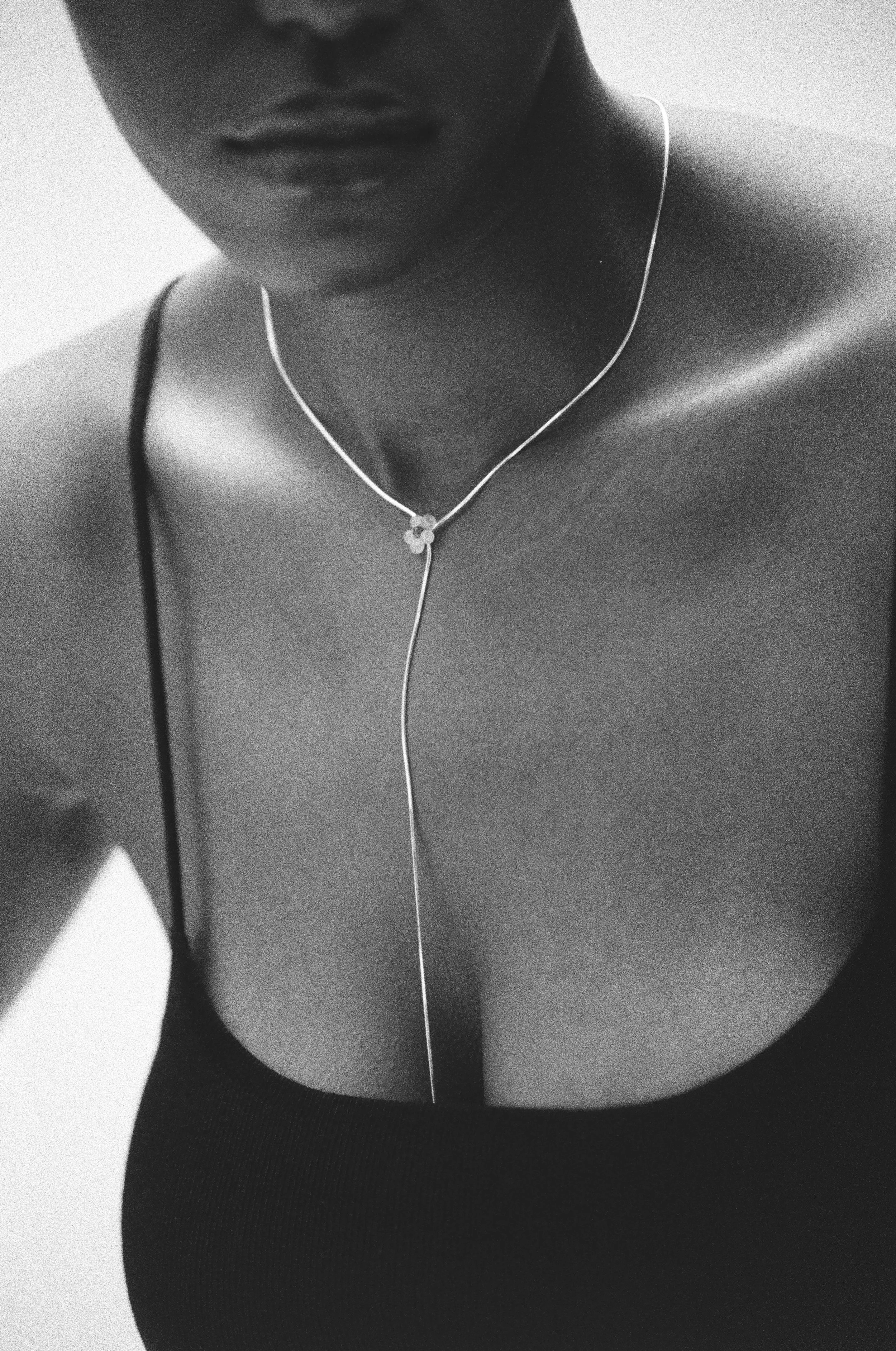 Thin Daisy Sling Necklace — mussels and muscles