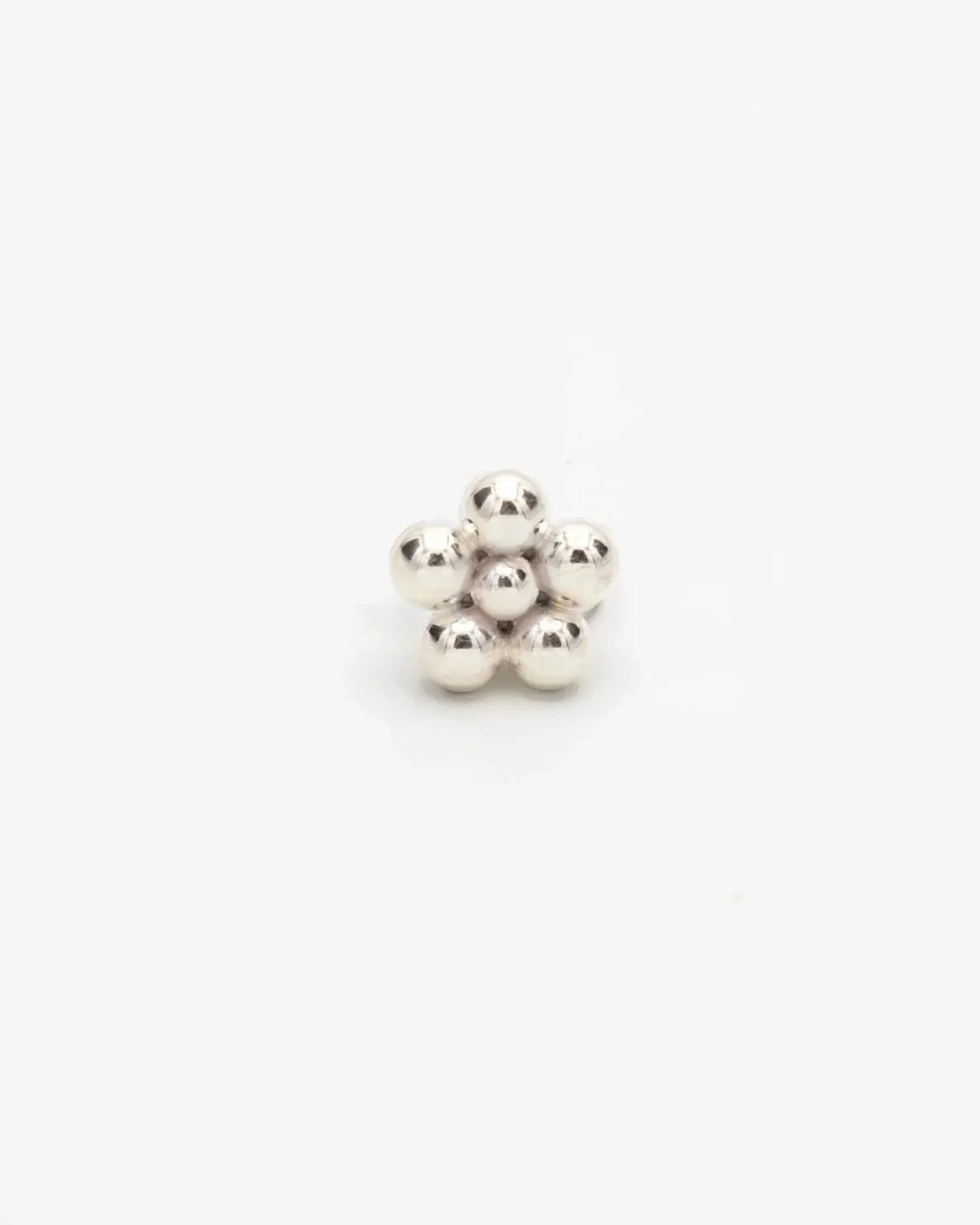 Daisy%252Bearstud%252Bsilver.jpg