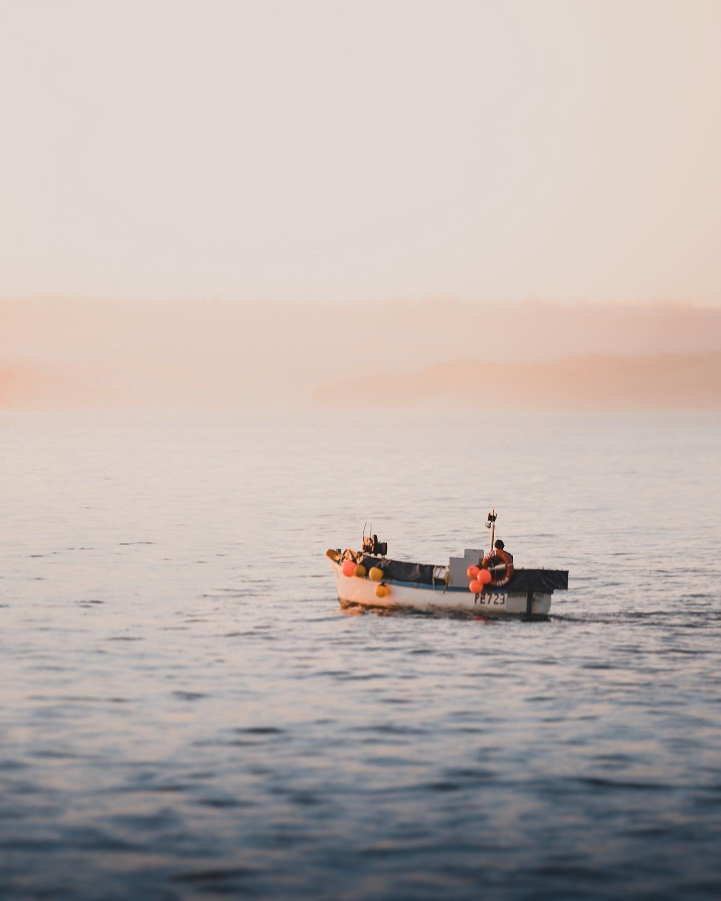 Good Friday sunrise, St Ives.

#sunrise #stives #cornwall #lovecornwall #stivescornwall #fisherman #sunrisephotography