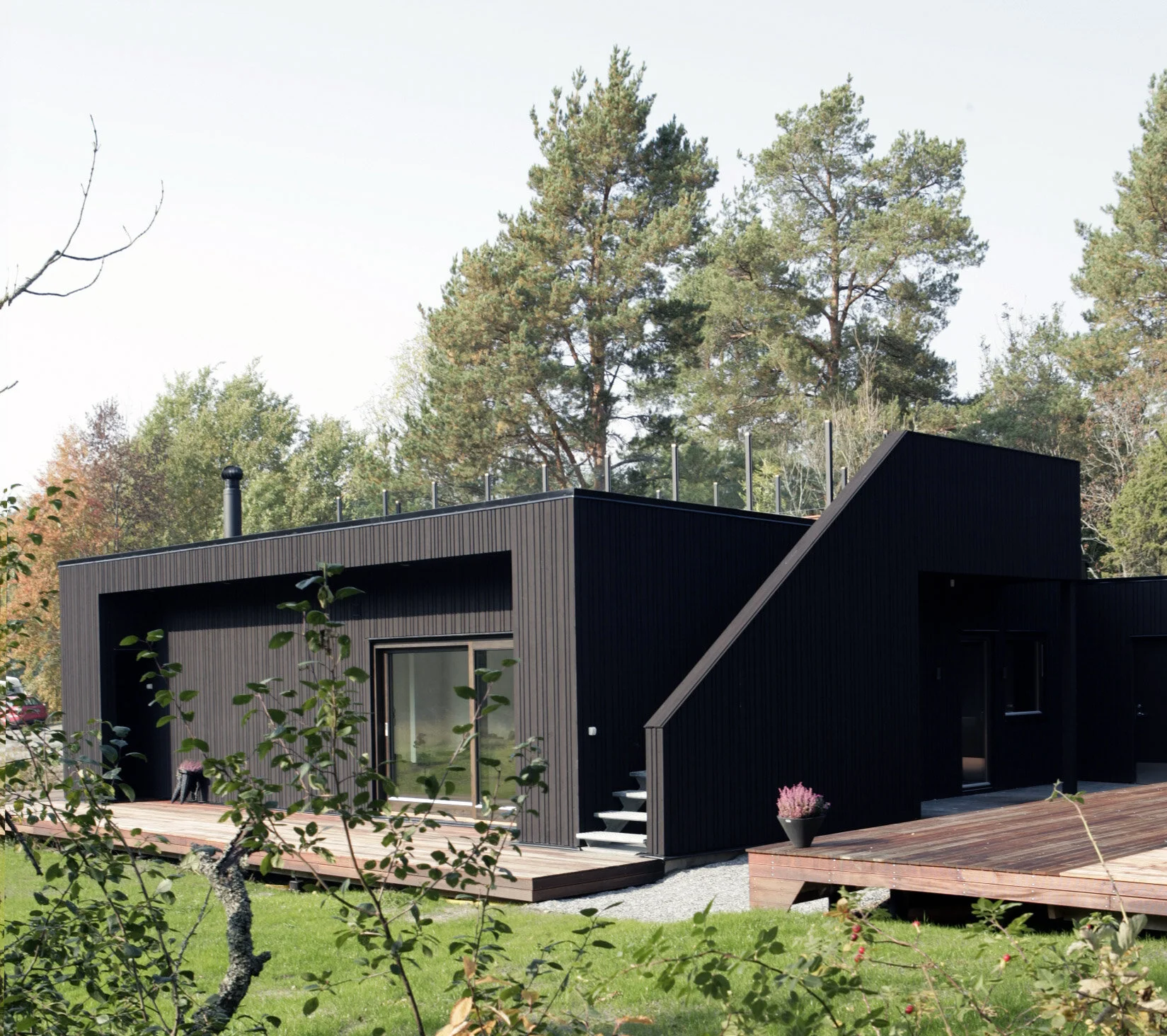 Villa-Next-house-1.jpg