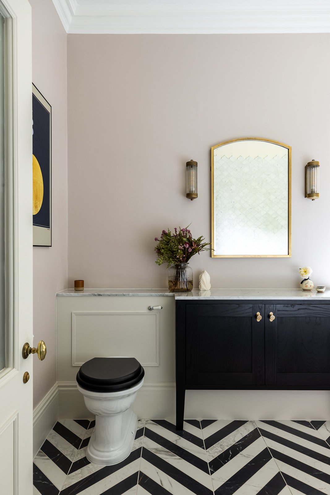 CharlotteBucciero-interiors-bathroom-toilet-vanity-mirror-deco-chevron.jpg