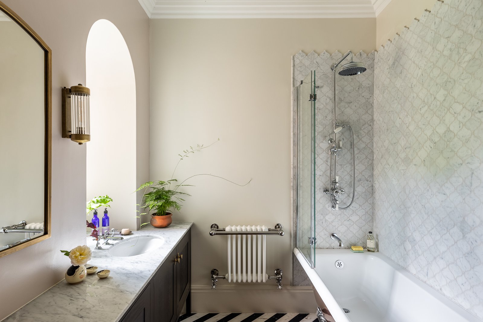 CharlotteBucciero-interiors-cream-bathroom-grey-shower-marble-tiles-.jpg