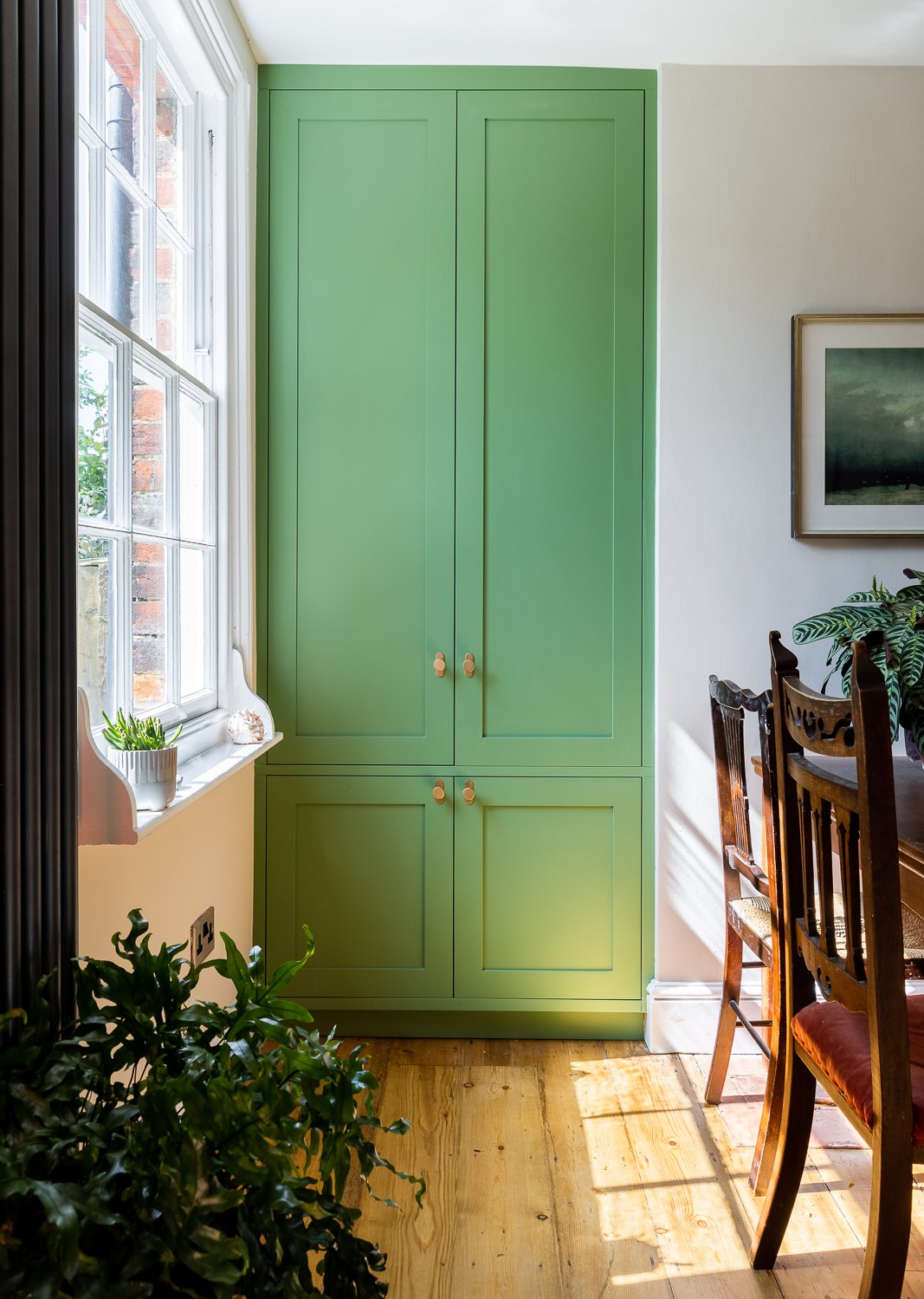 CharlotteBucciero-interiors-green-storage-cupboard-bespoke-wardrobe-brass-handles.jpg