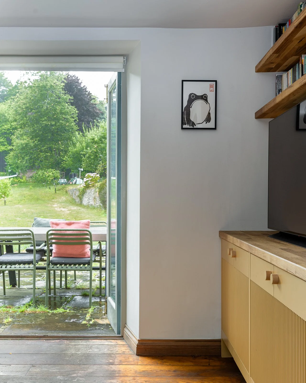 cottage-garden-view-art-bespoke-furniture-charlotte-bucciero-interiors.jpg
